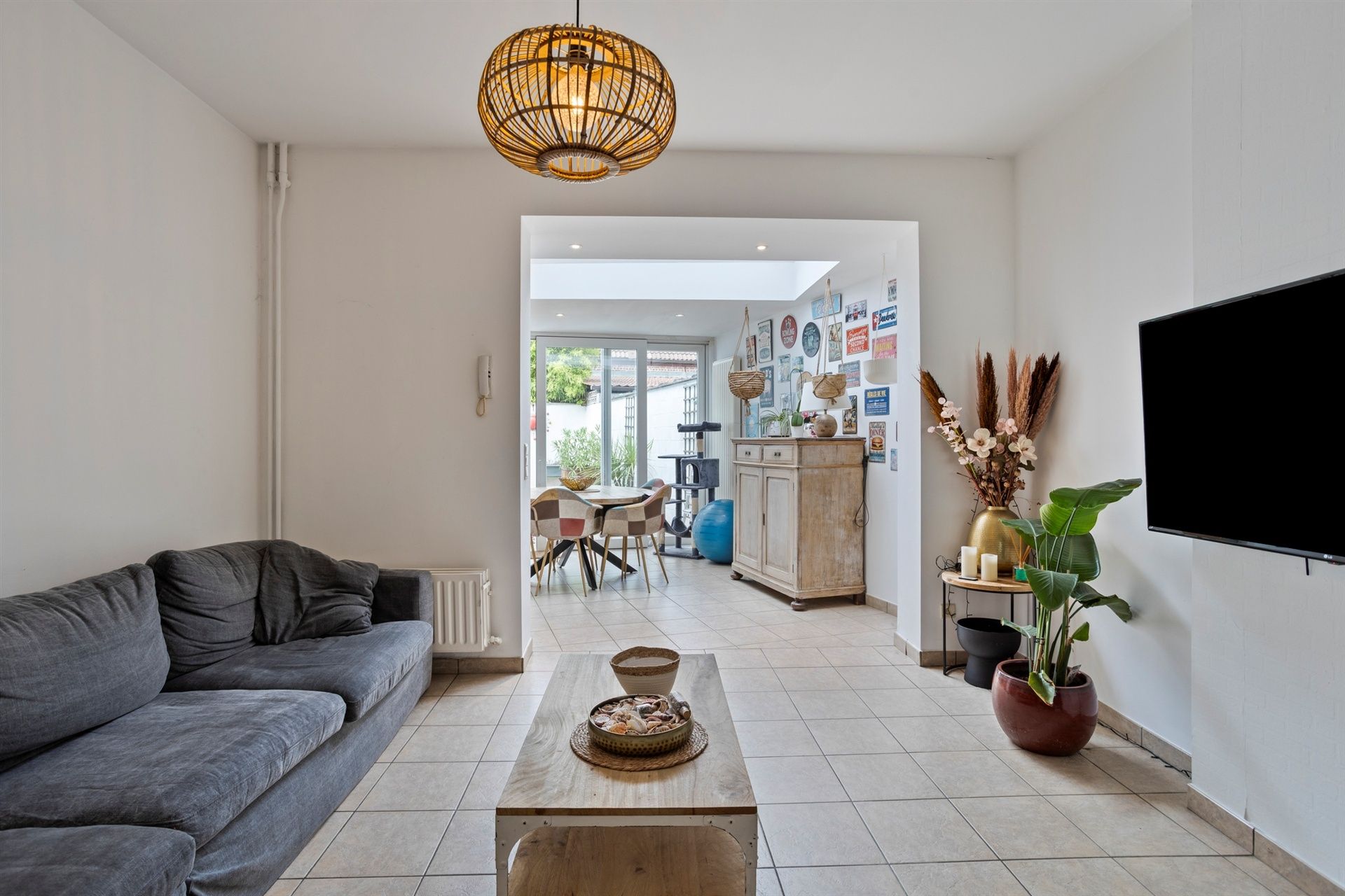 Instapklare rijwoning met stadskoer in hartje Merchtem foto 8
