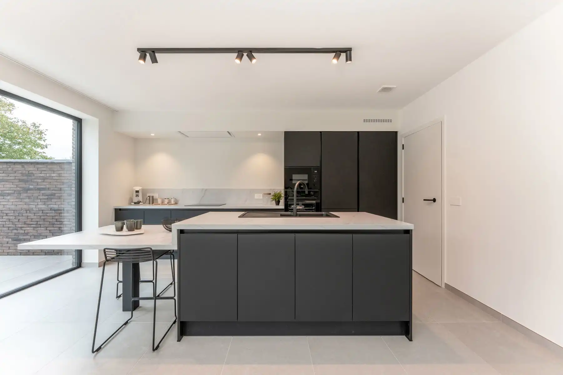 Moderne, vrijstaande woning foto 3