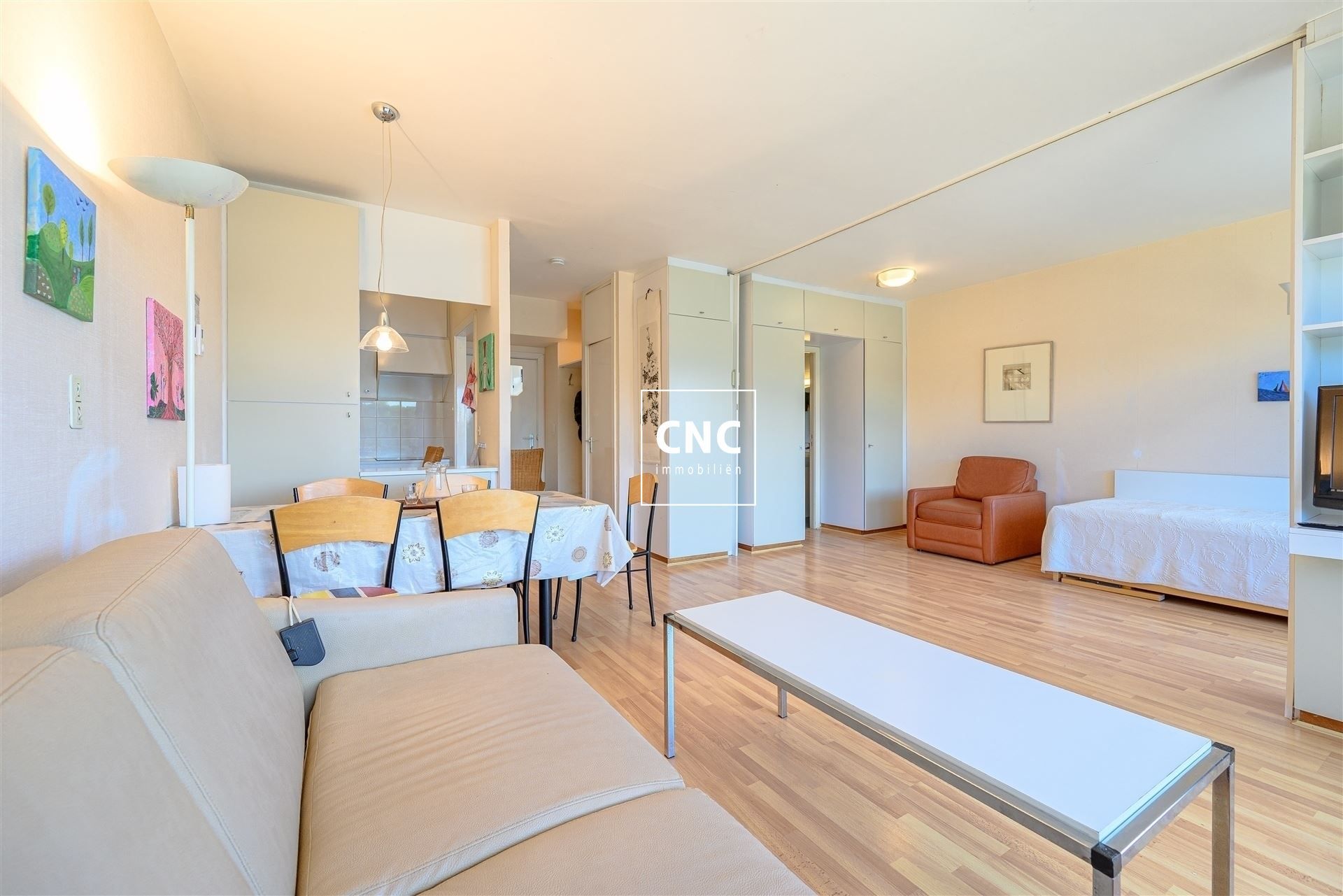 Studio met prachtig open zicht op het meer in Duinbergen foto 5