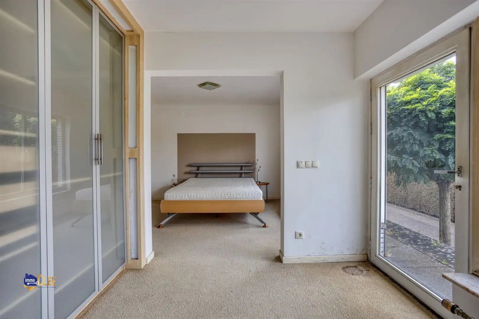 Woning met industriehal op topligging in Maasmechelen foto 11