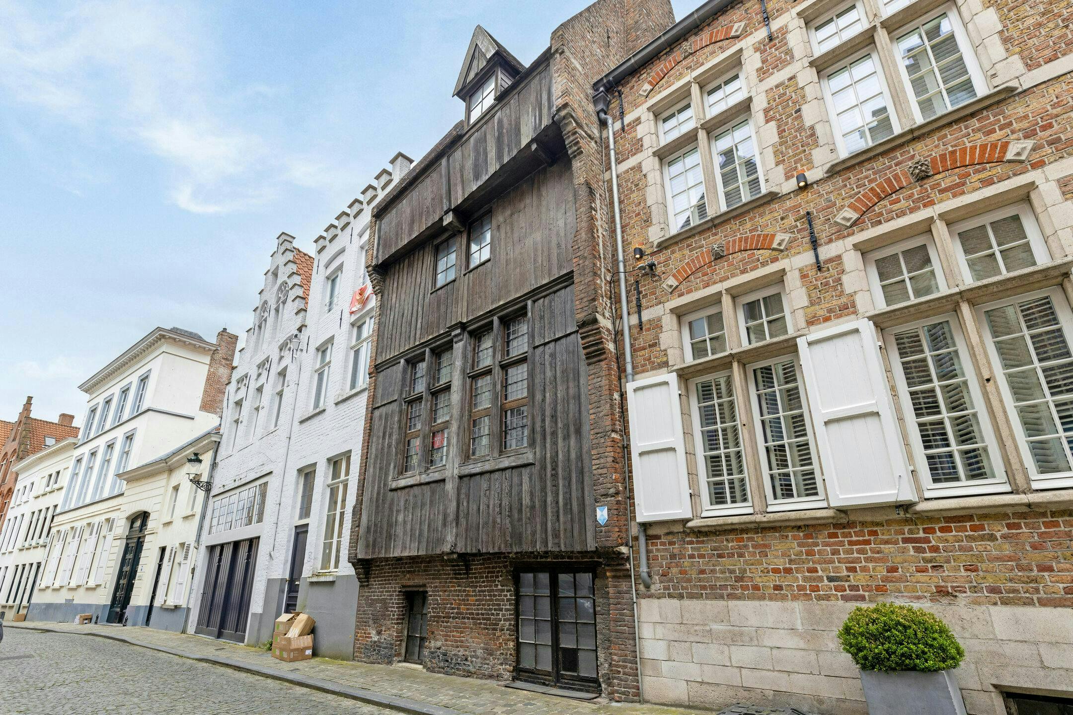 ()=>{if(producerUpdateValueVersion(node),producerAccessed(node),node.value===ERRORED)throw node.error;return node.value} Vlamingstraat 90 - 8000 Brugge