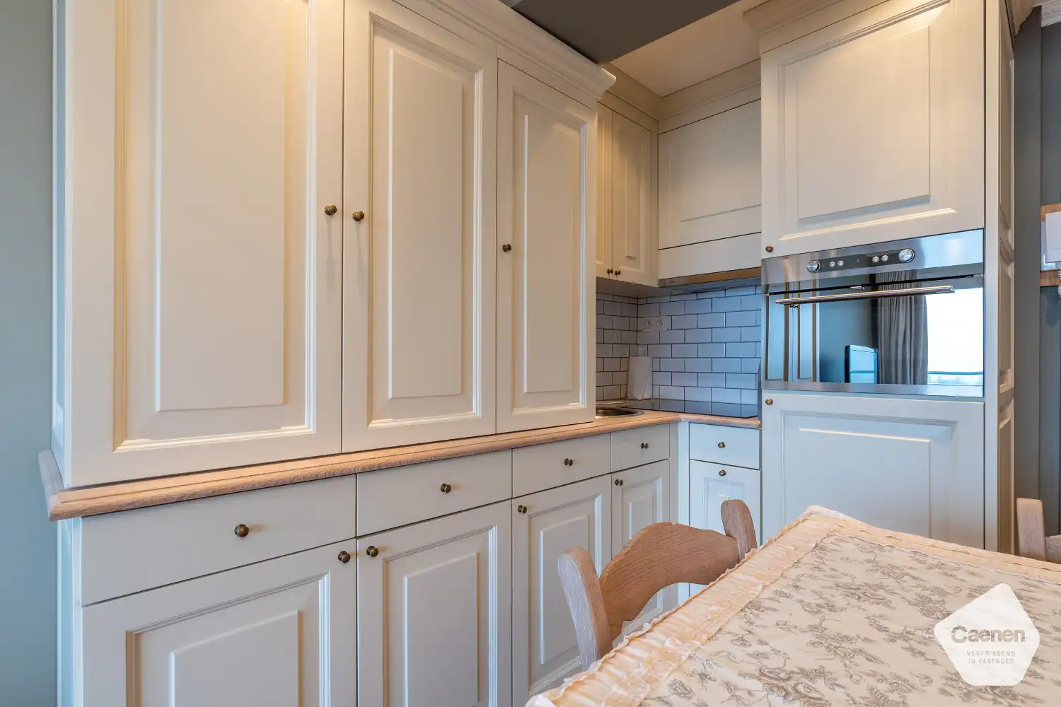 Ruime studio met terras op de zeedijk van Blankenberge foto 7