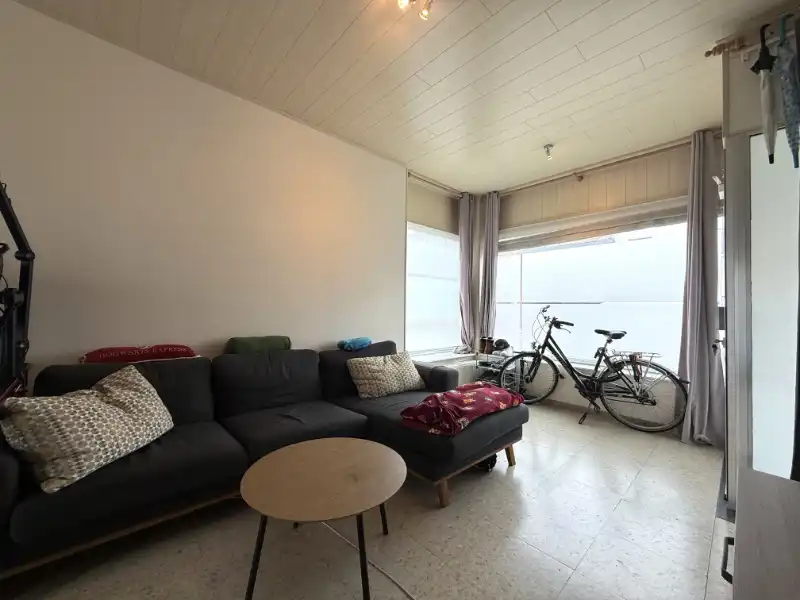 Gezellige woning nabij scholen en Bibliotheek Dendermonde foto 5