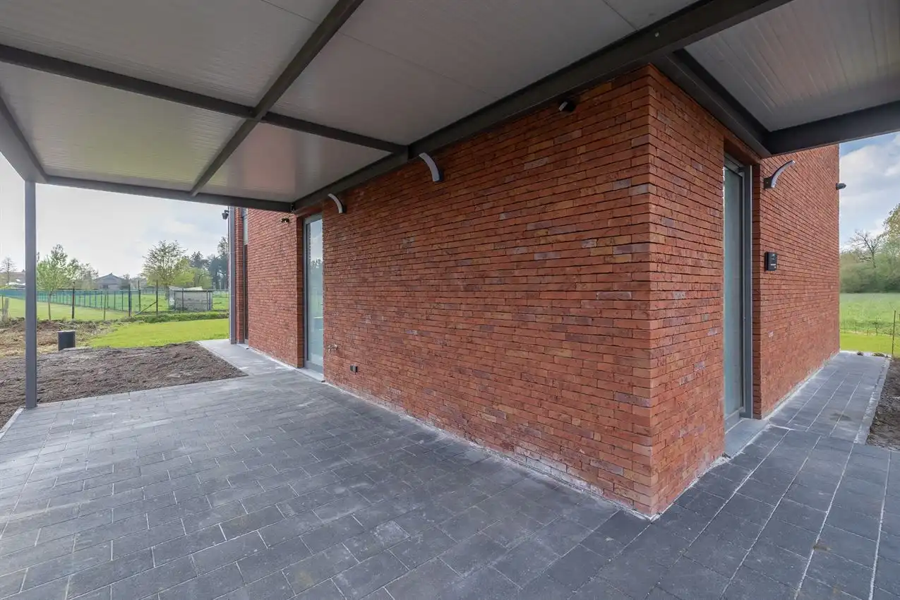 Nieuwbouwwoning, gunstig gelegen, 3 slpk, tuin, carport foto 33
