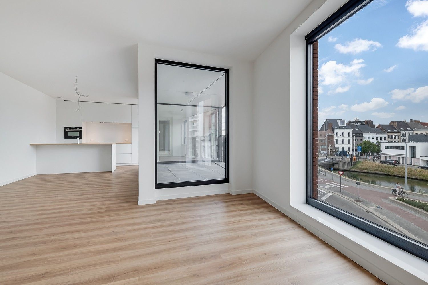 Uniek appartement met 2 slpkrs foto {{pictureIndex}}