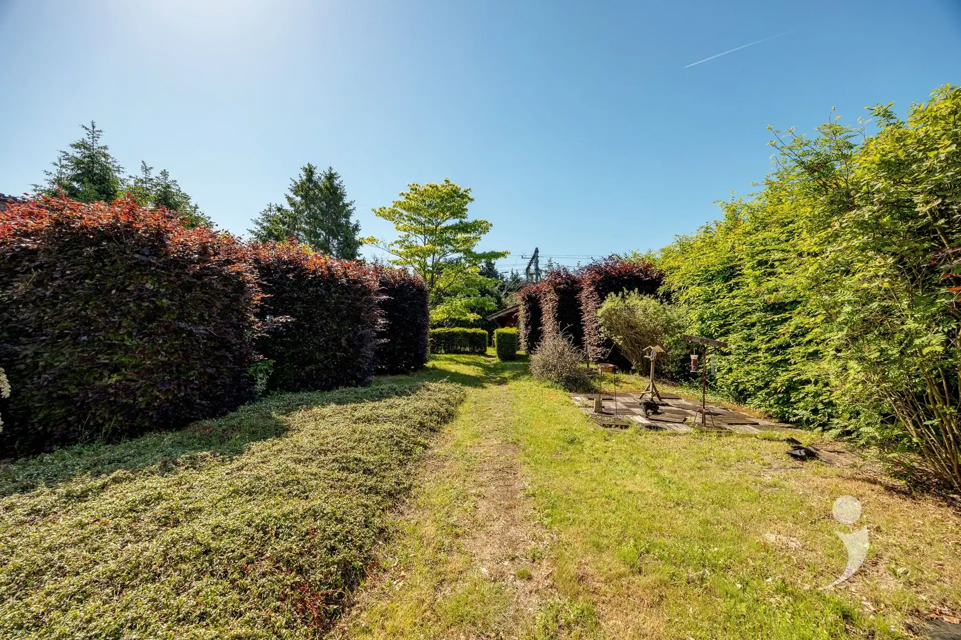 Te renoveren woning op een zonnig perceel foto 29