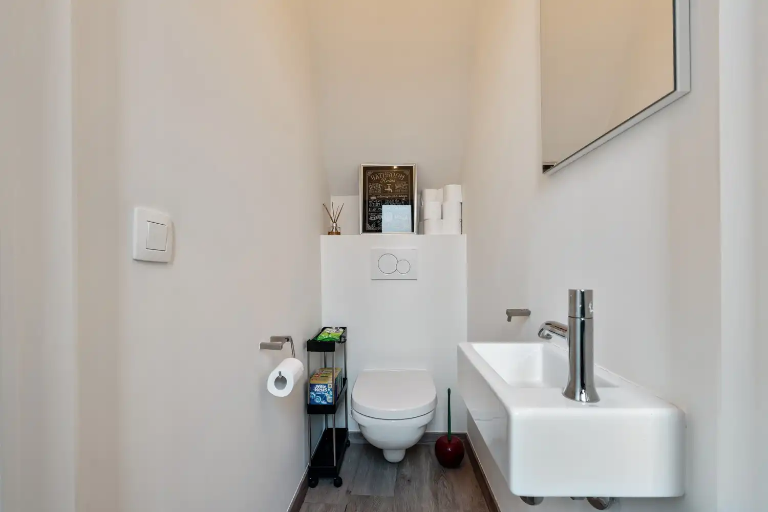 Gerenoveerd handelspand met appartement op gunstige locatie! foto 9