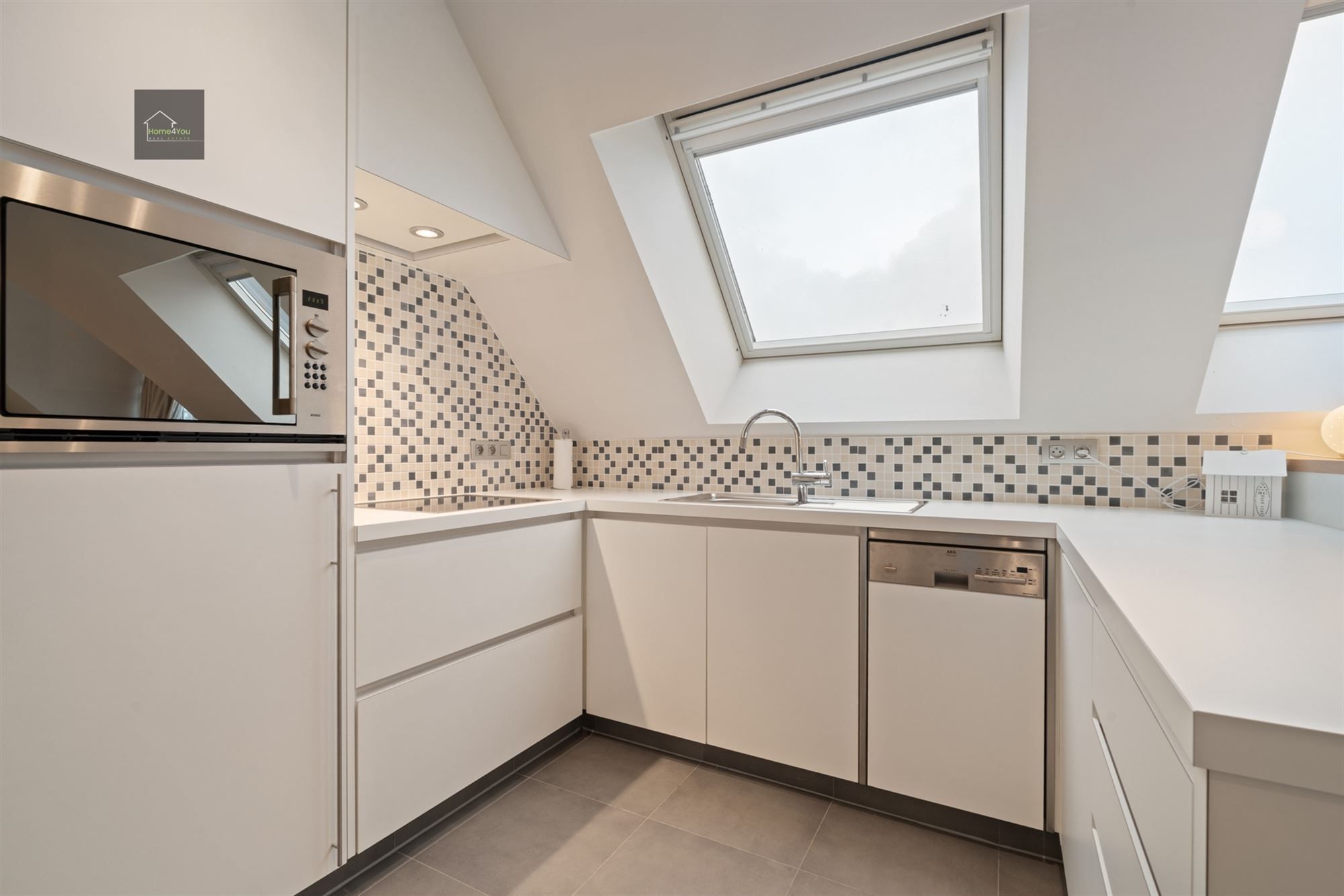 Uniek appartement op de 7e verdieping met terras en zeezicht foto 9