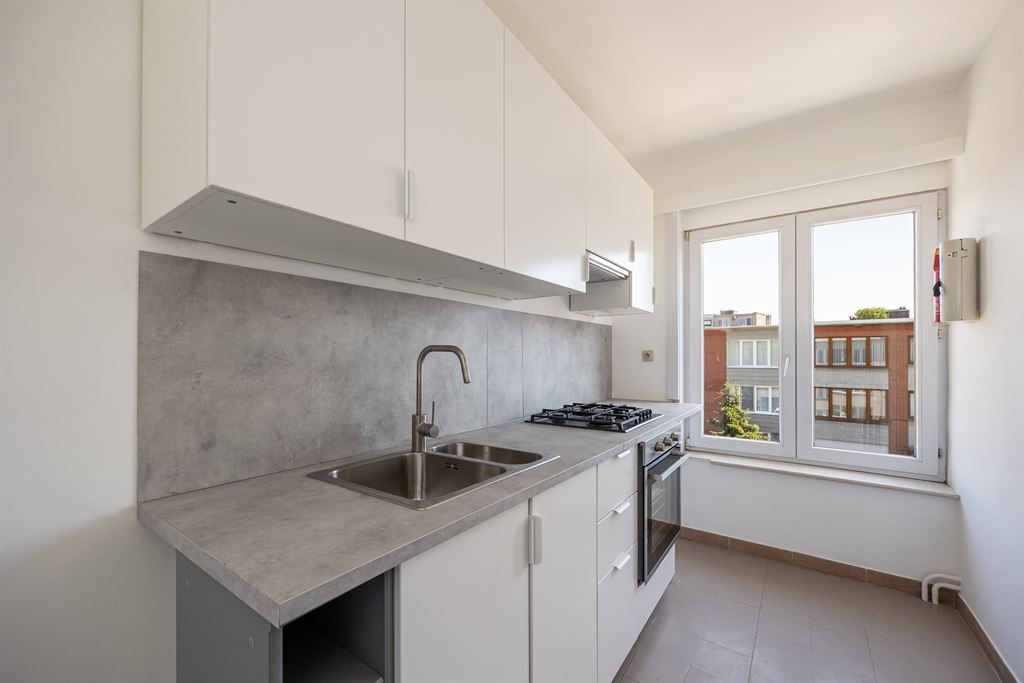 Lichtrijk appartement tussen het groen foto 3