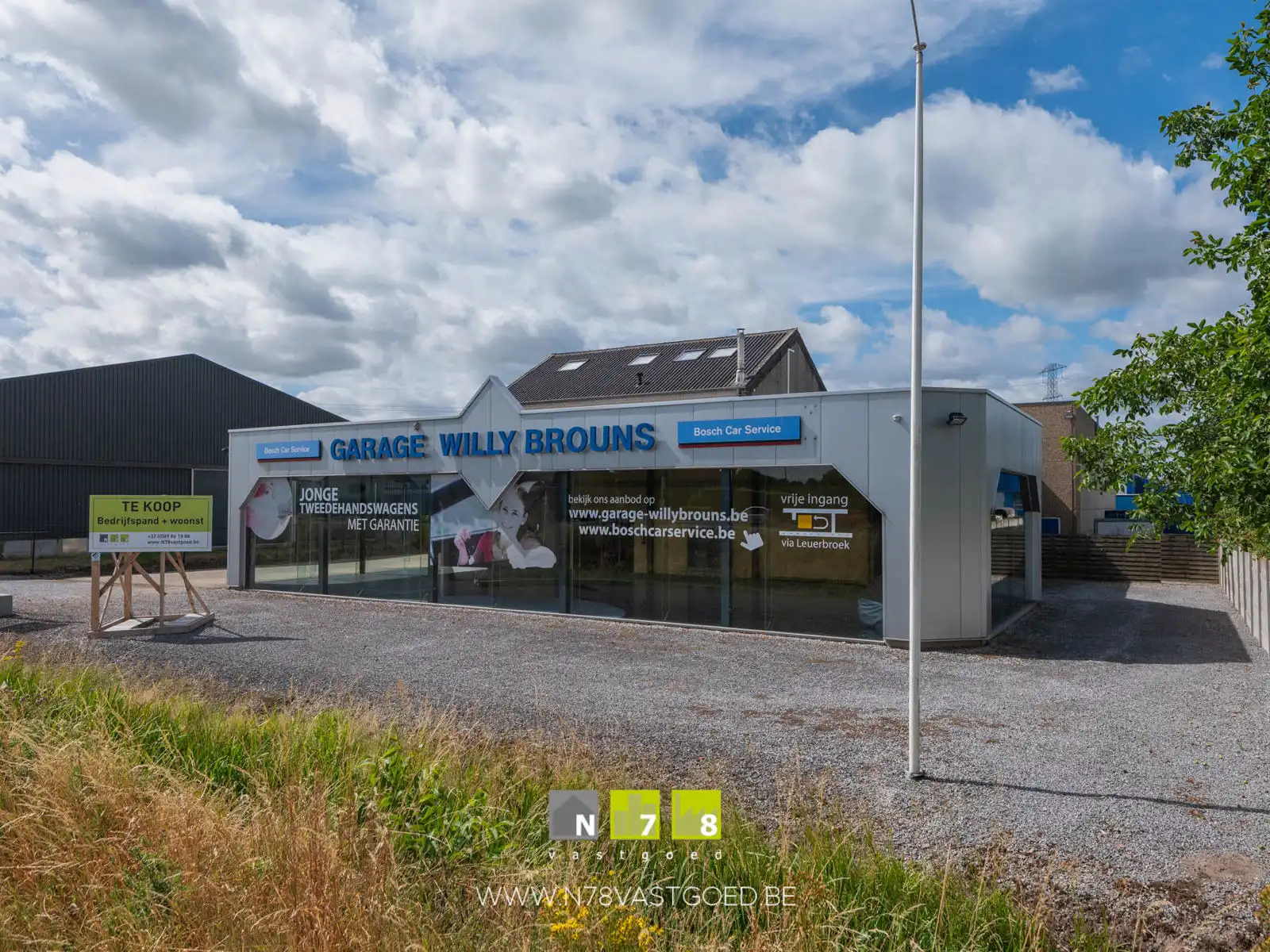 Commercieel te koop foto {{pictureIndex}}