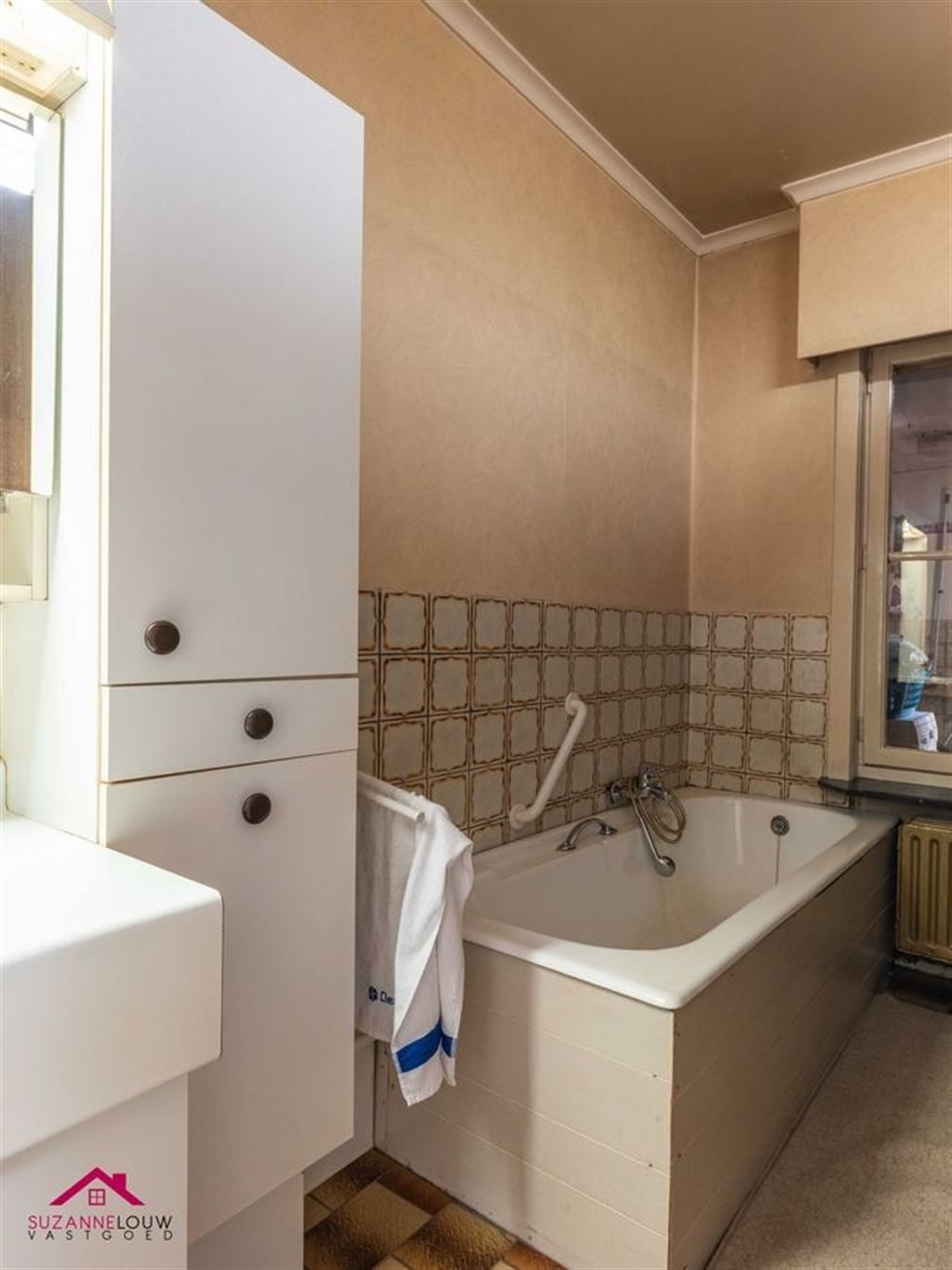 Half-vrijstaande woning met 3 slaapkamers foto 25
