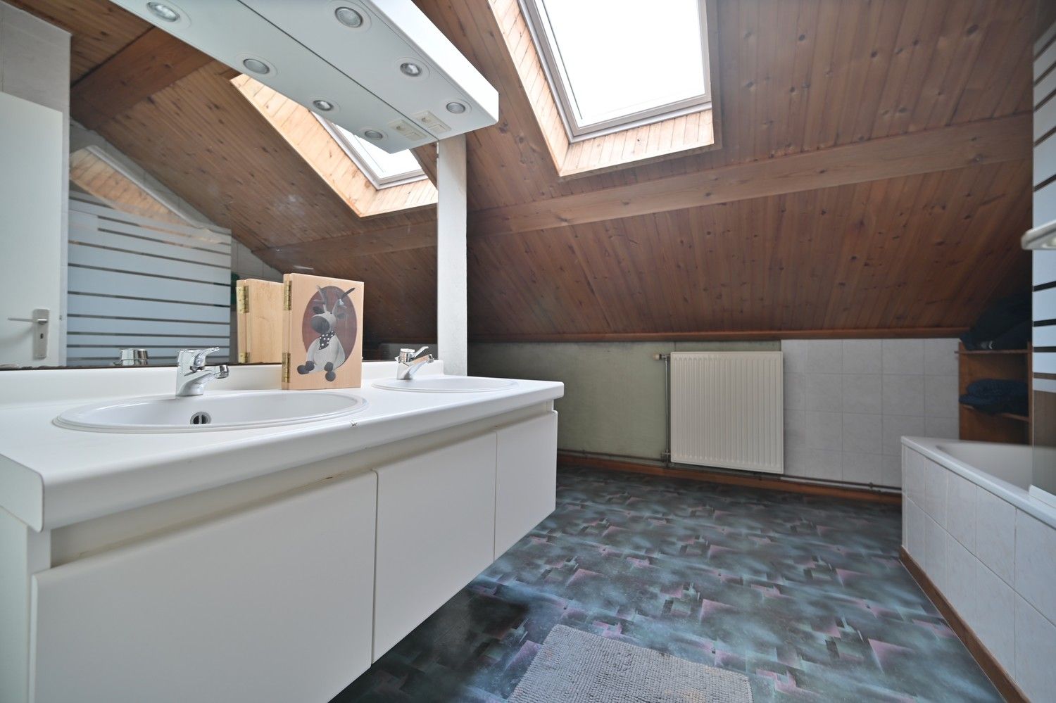 Ruime, charmante bungalow, op een unieke toplocatie in Zutendaal-Wiemesmeer foto 27