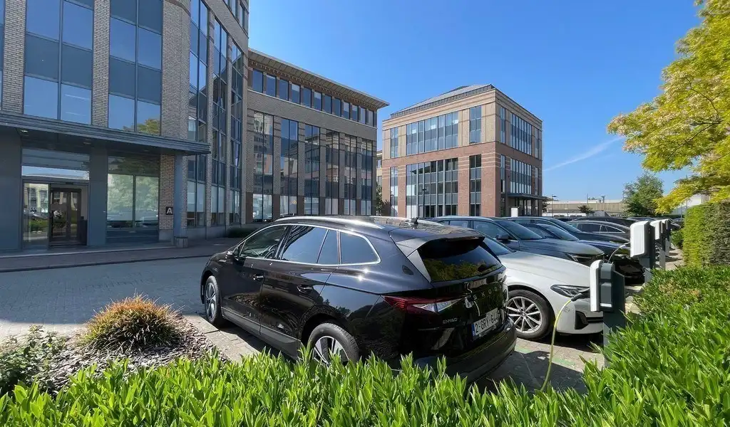 Gelijkvloers kantoor te huur vlakbij afrit E19 in Mechelen foto 18