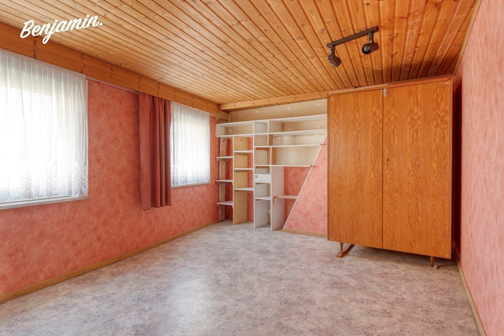 Rijwoning met 2 slaapkamers en ruime zolder in Kuurne foto 10