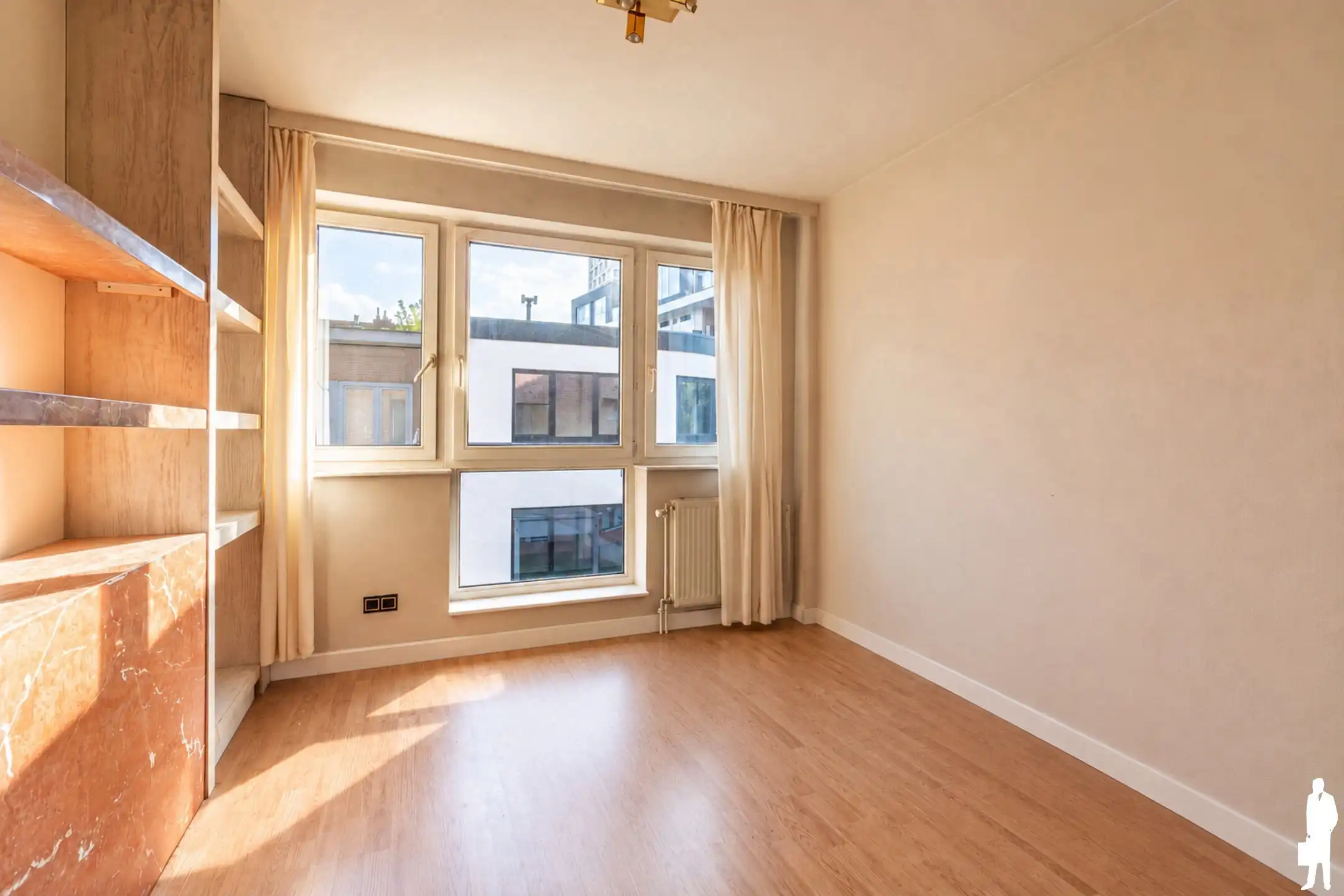 2 slaapkamer appartement, incl. parking op de Grote Markt foto 10
