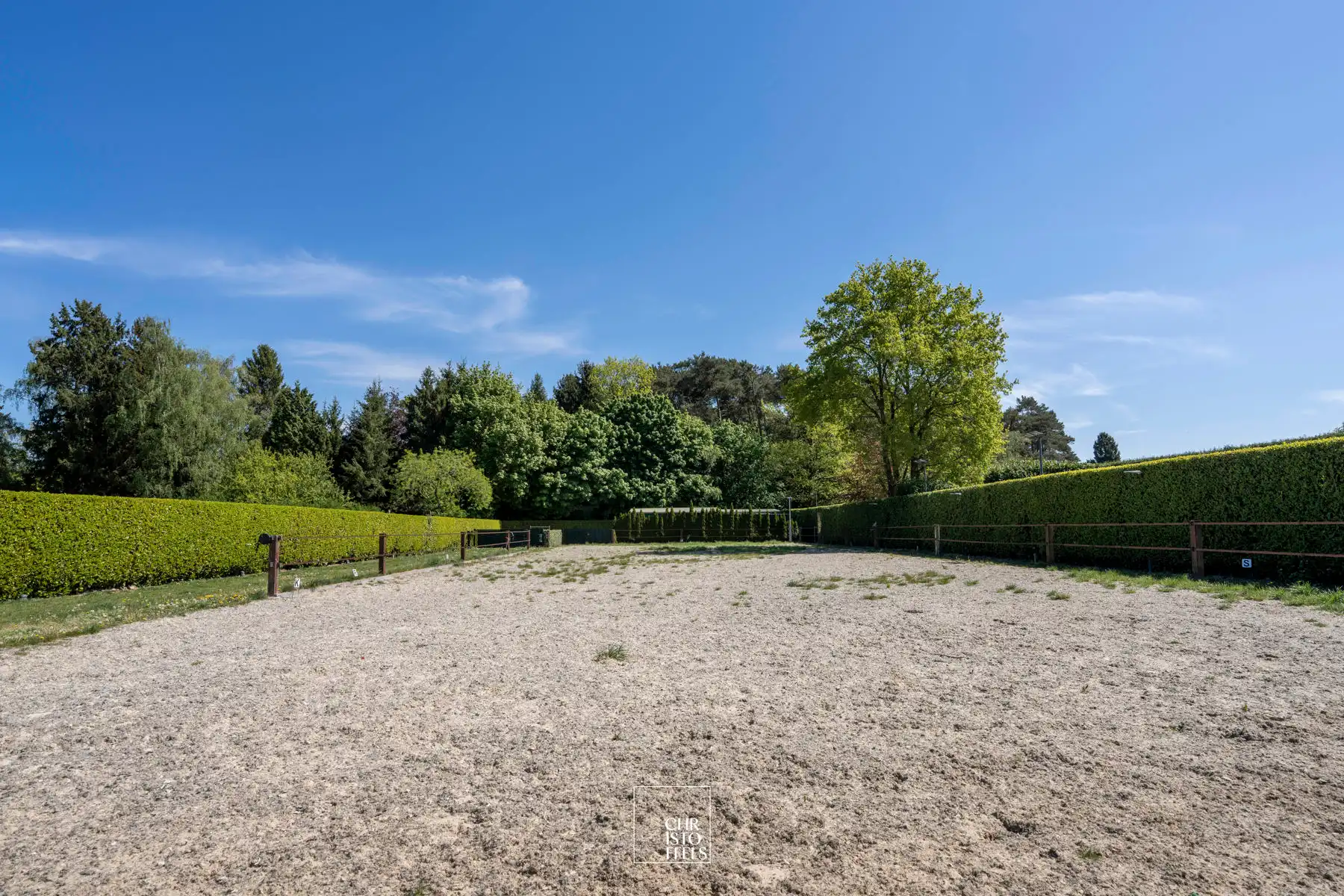 Exclusieve villa (511m²) met buitenzwembad, wellnessruimte en paardenaccommodatie in Lanaken foto 36