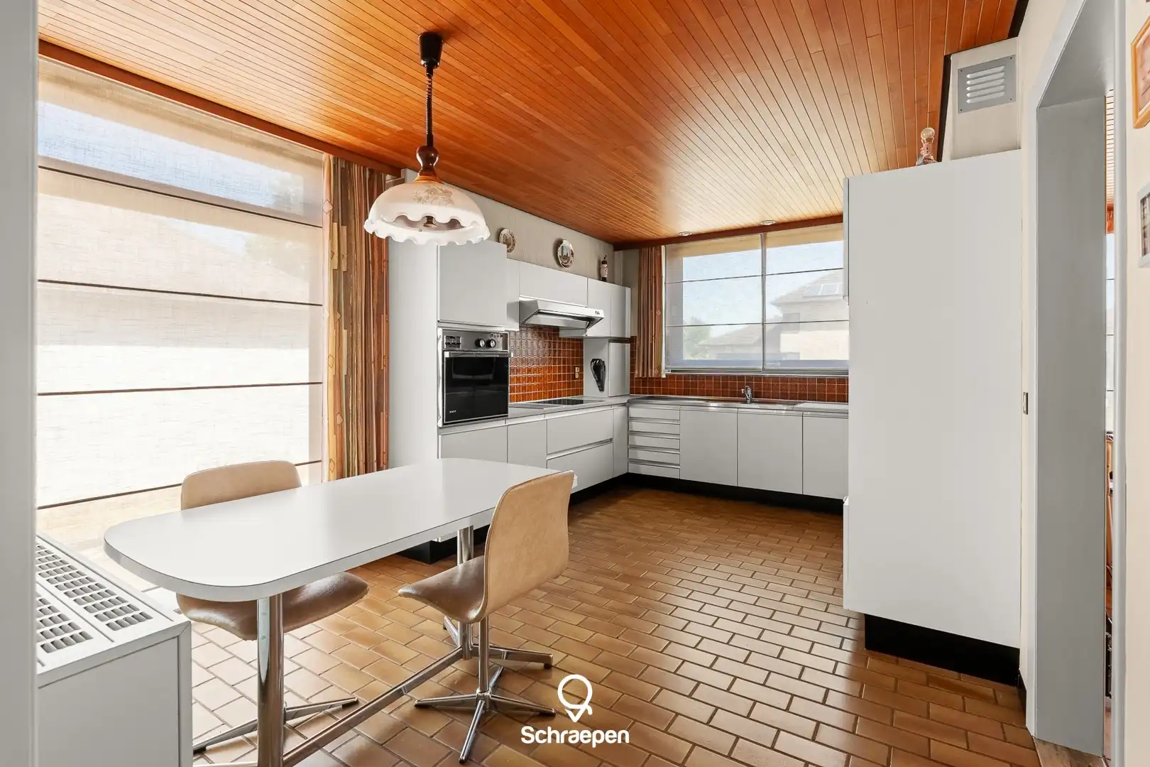 Ruime gezinswoning (237 m²) met 3 slpks op een zuidwestelijk perceel van circa 11,5 are! foto 3
