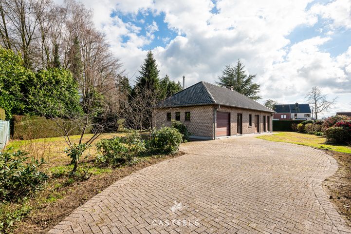 Villa in groene omgeving te Vinderhoute te koop foto 1