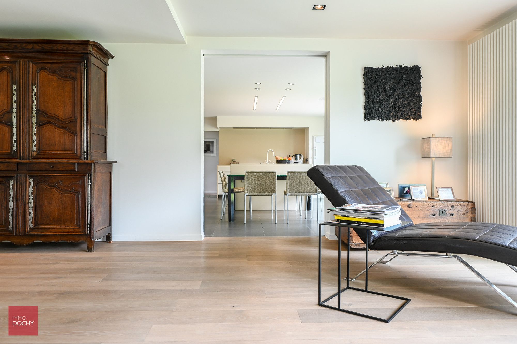 Instapklaar landhuis met bijgebouw foto 16