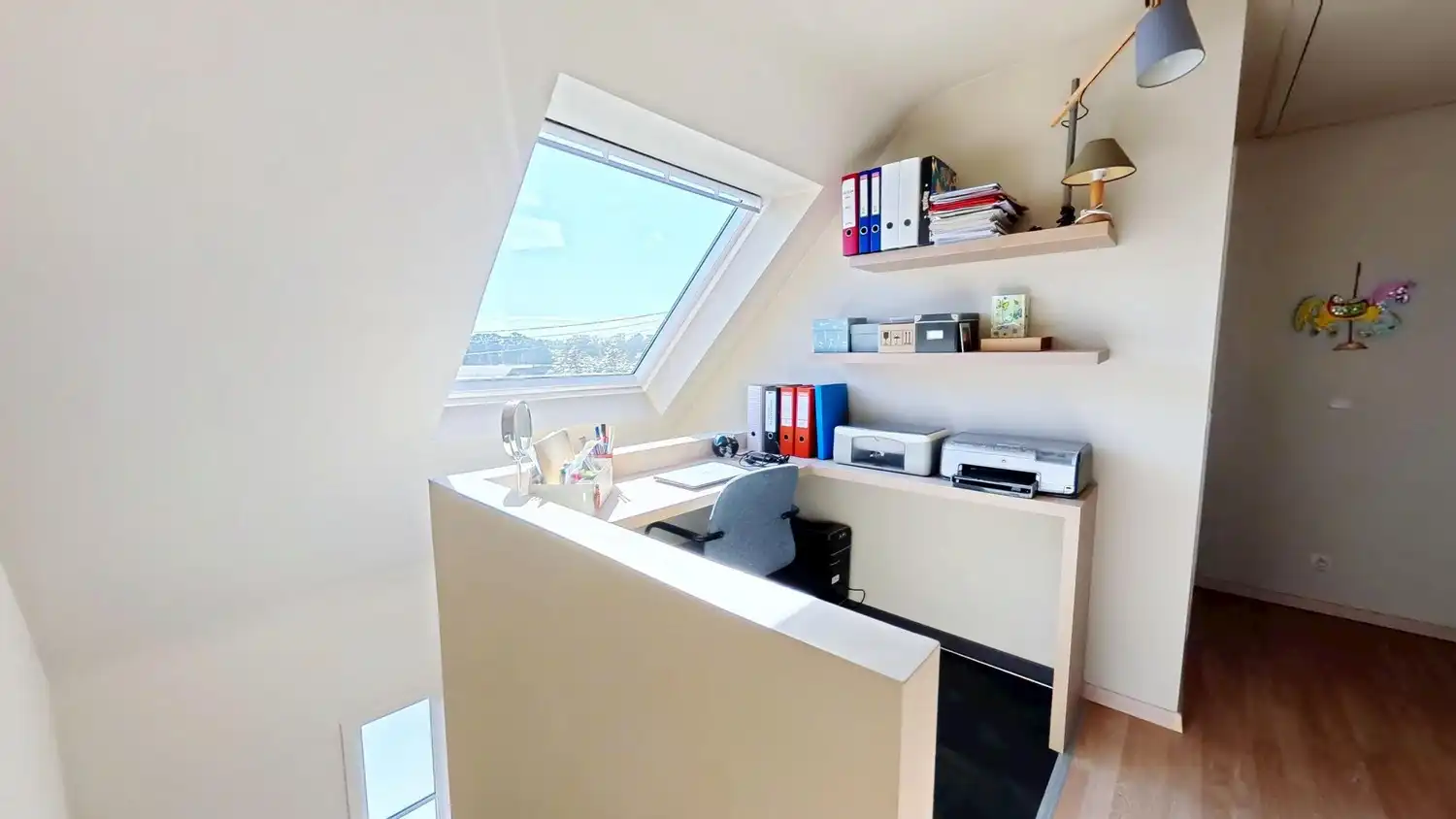 Ruime woning met 3 slaapkamers met prachtig zicht op de Koppenberg! foto 7