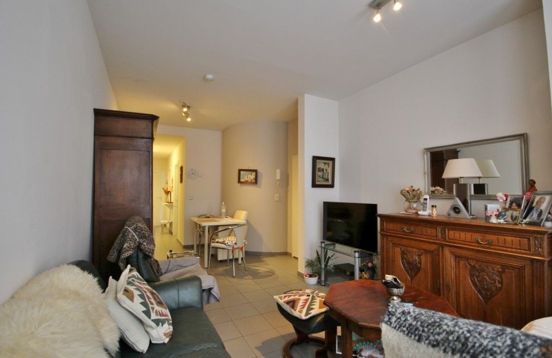 Gezellig éénslaapkamerappartement met terras in het centrum van Sint-Truiden foto 3