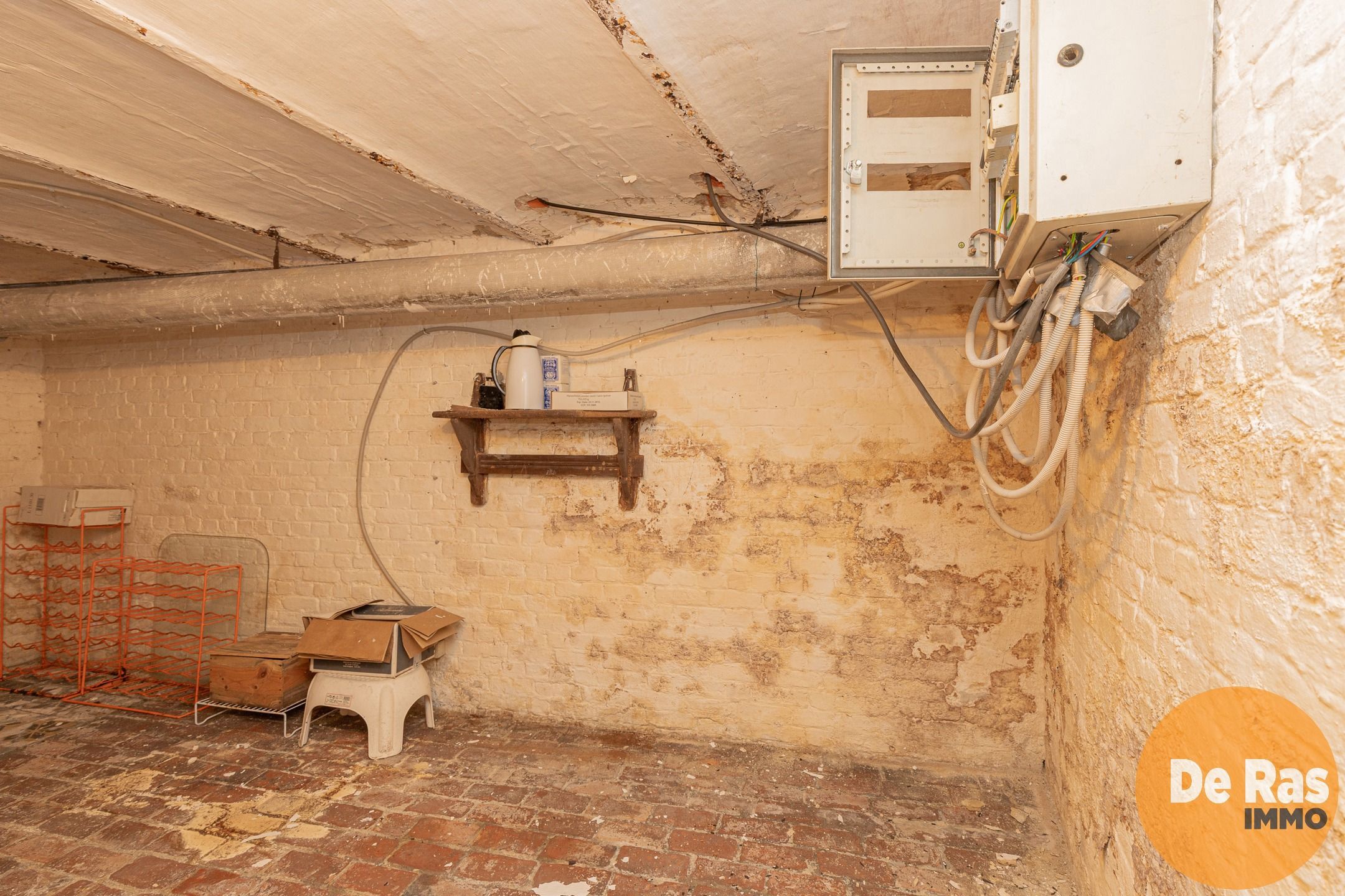 WETTEREN – Renovatieproject op een centrale ligging foto 12