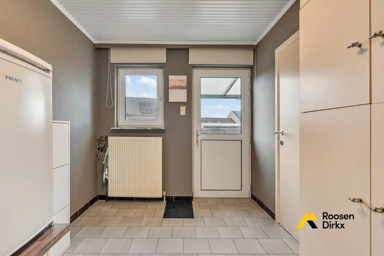 Degelijke, perfect onderhouden woning op 9 are, op fietsafstand van het centrum! foto 18