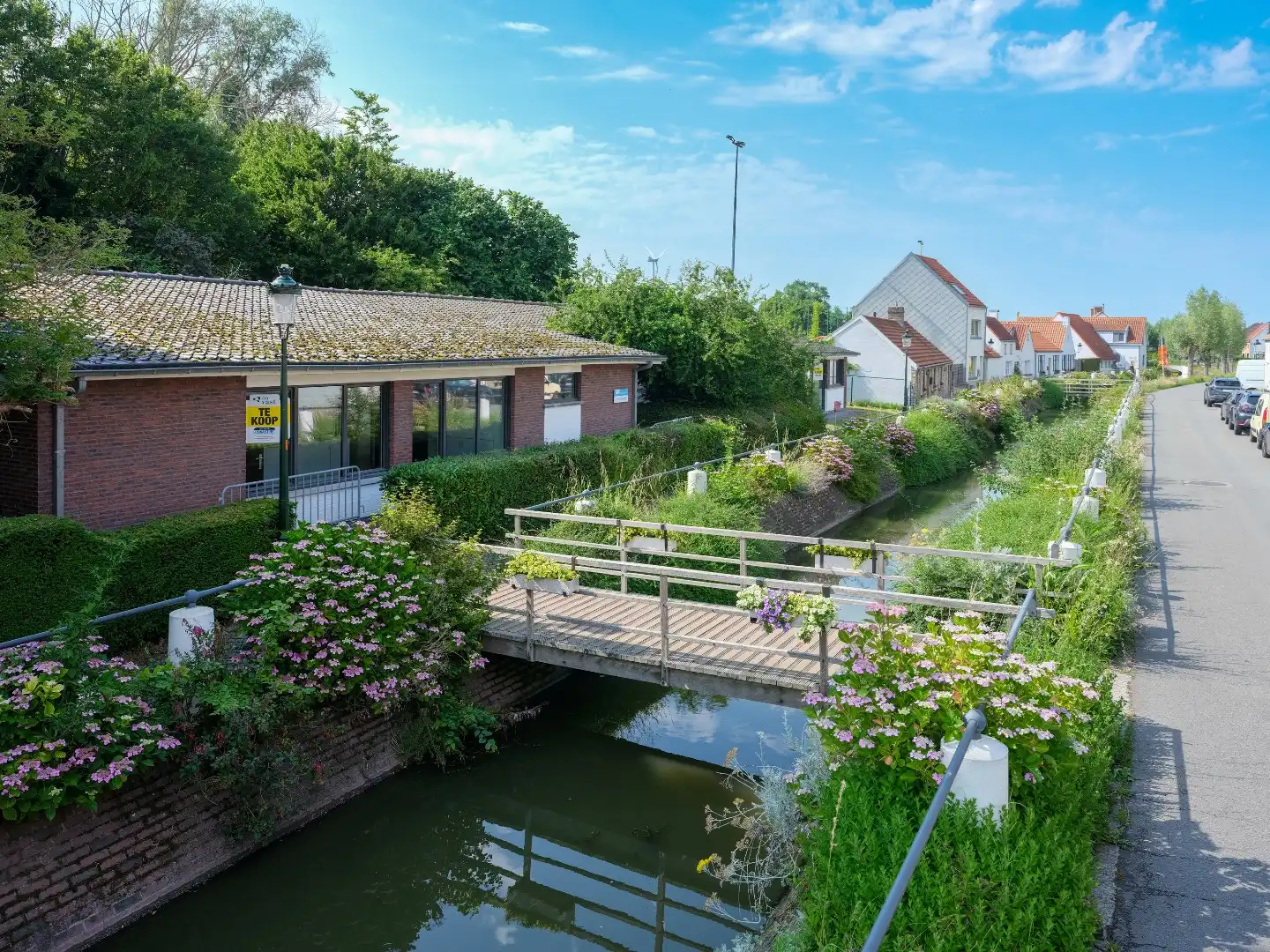 Unieke herontwikkelingskans in het landelijke Lissewege foto 2