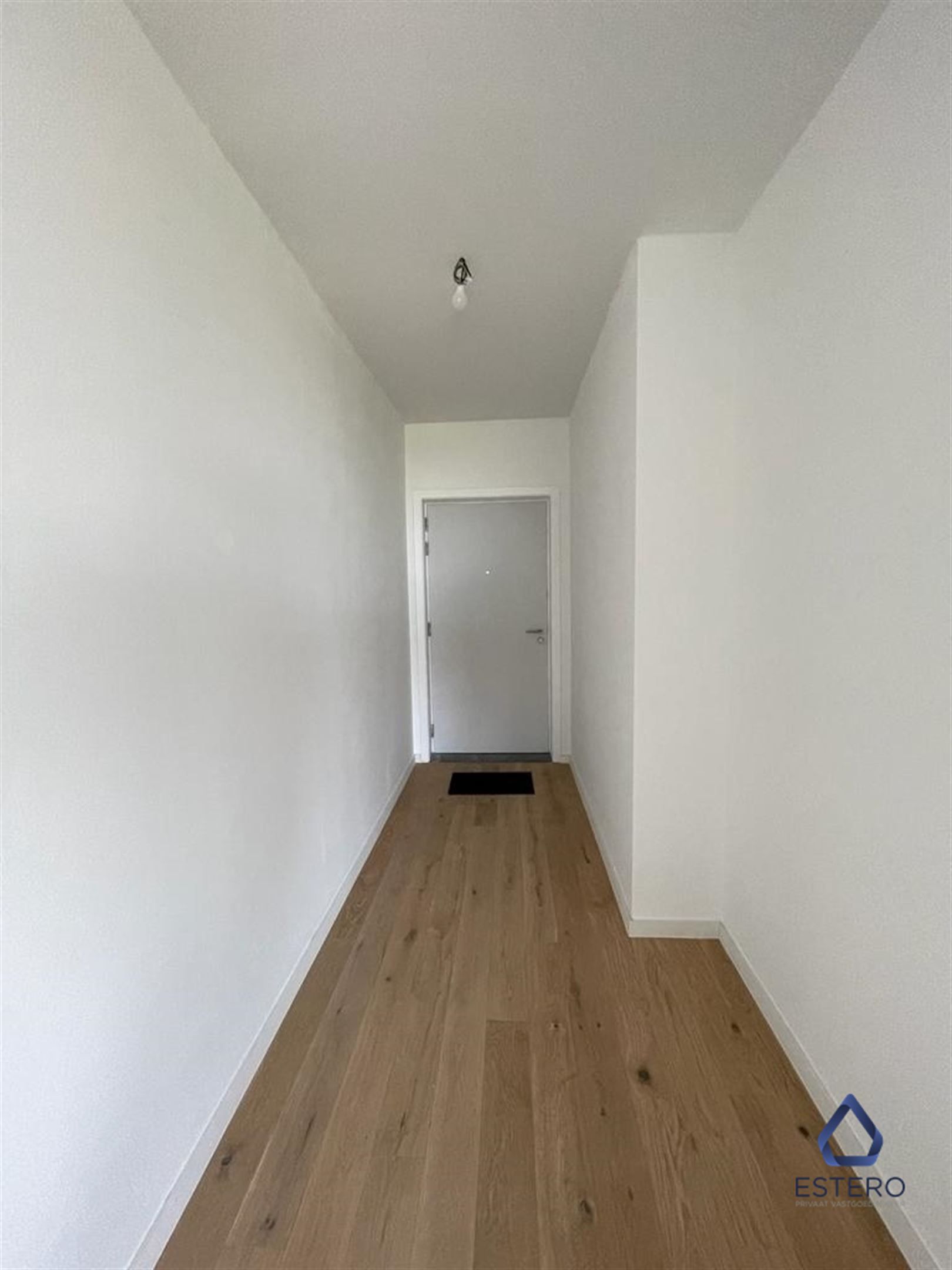 Nieuwbouwappartement op een toplocatie gelegen op 7e verdieping foto 2