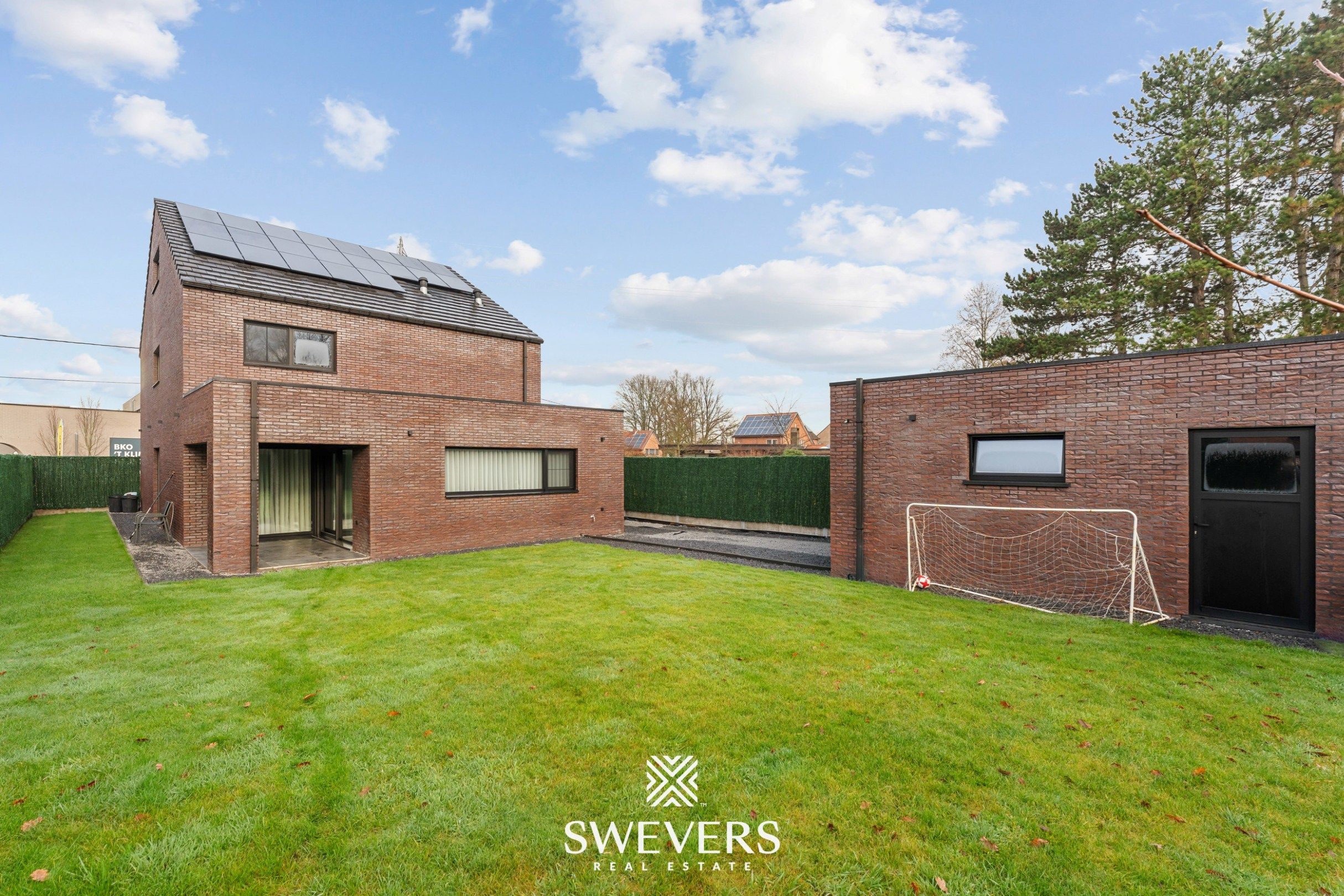 Luxe BEN-villa met uitzonderlijke lichtinval en privacy in Heusden-Zolder foto 26