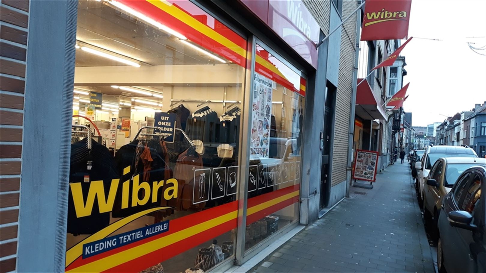 Te Huur Handelsruimte te Ledeberg foto 3