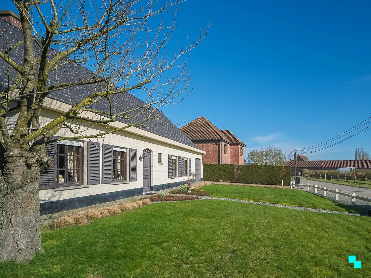Hoofdfoto van de publicatie: Charmante bungalow in het groene Oosterzele
