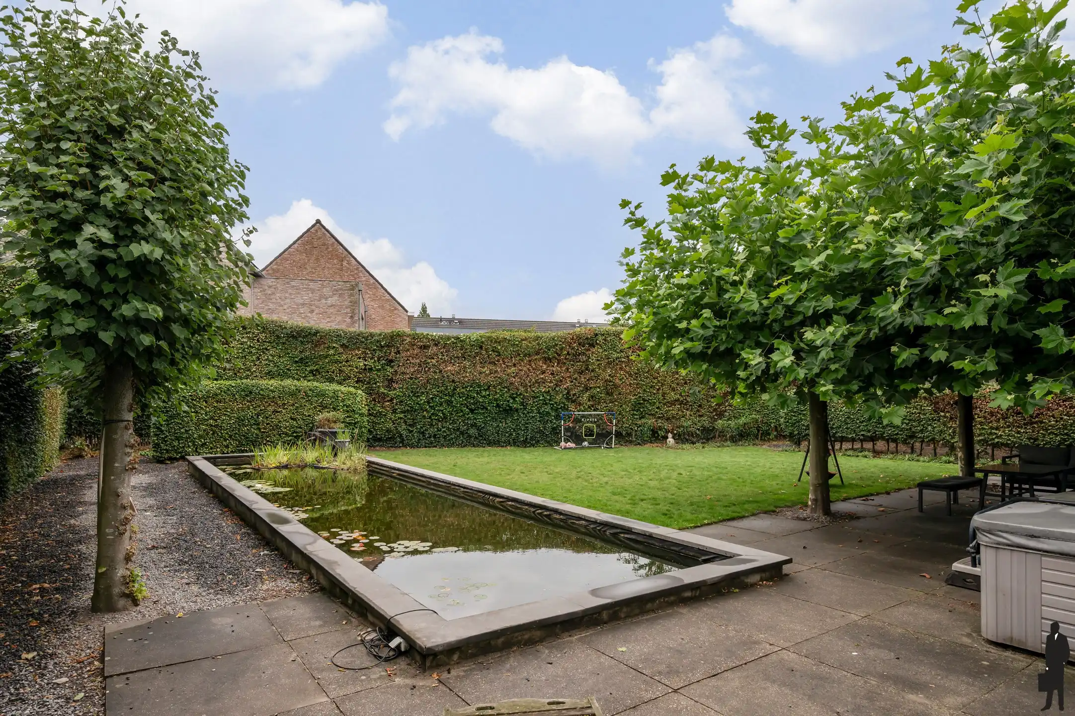 Moderne woning met 332m² bewoonbare oppervlakte foto 61