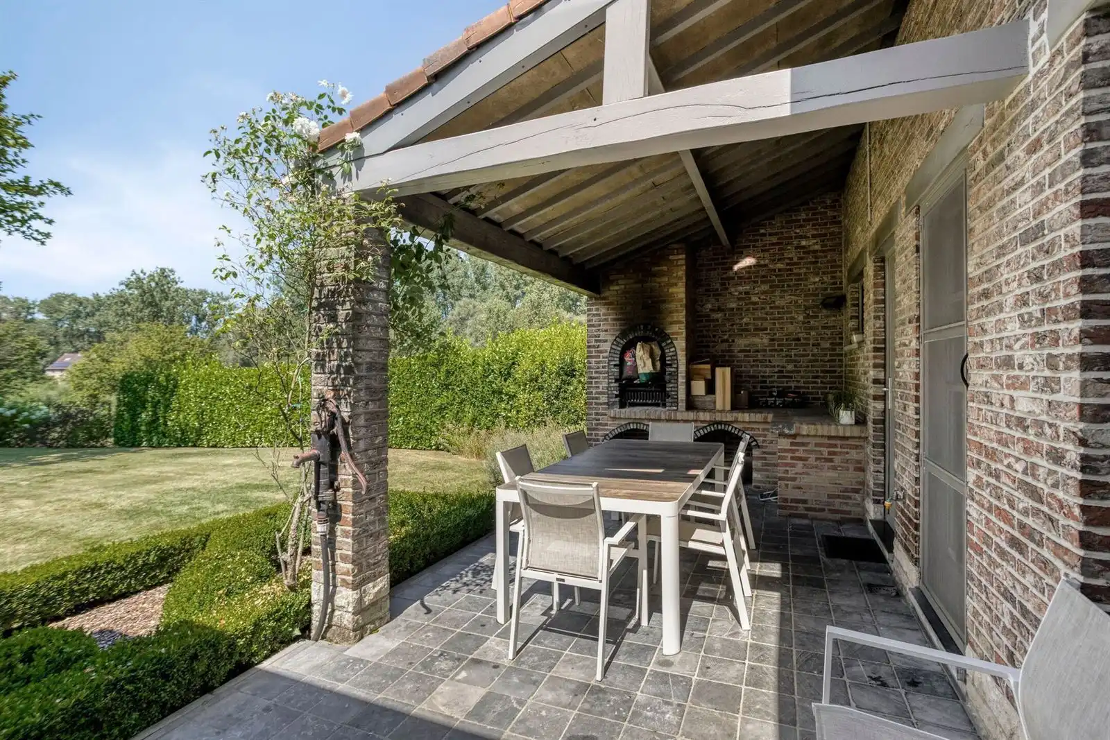 Woning met 4 slaapkamers op een terrein van 21a 92ca foto 36