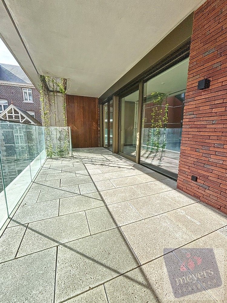 Stijlvol en zorgeloos wonen in hartje Hasselt – serviceflat in Residentie Ursulinenhof foto 9