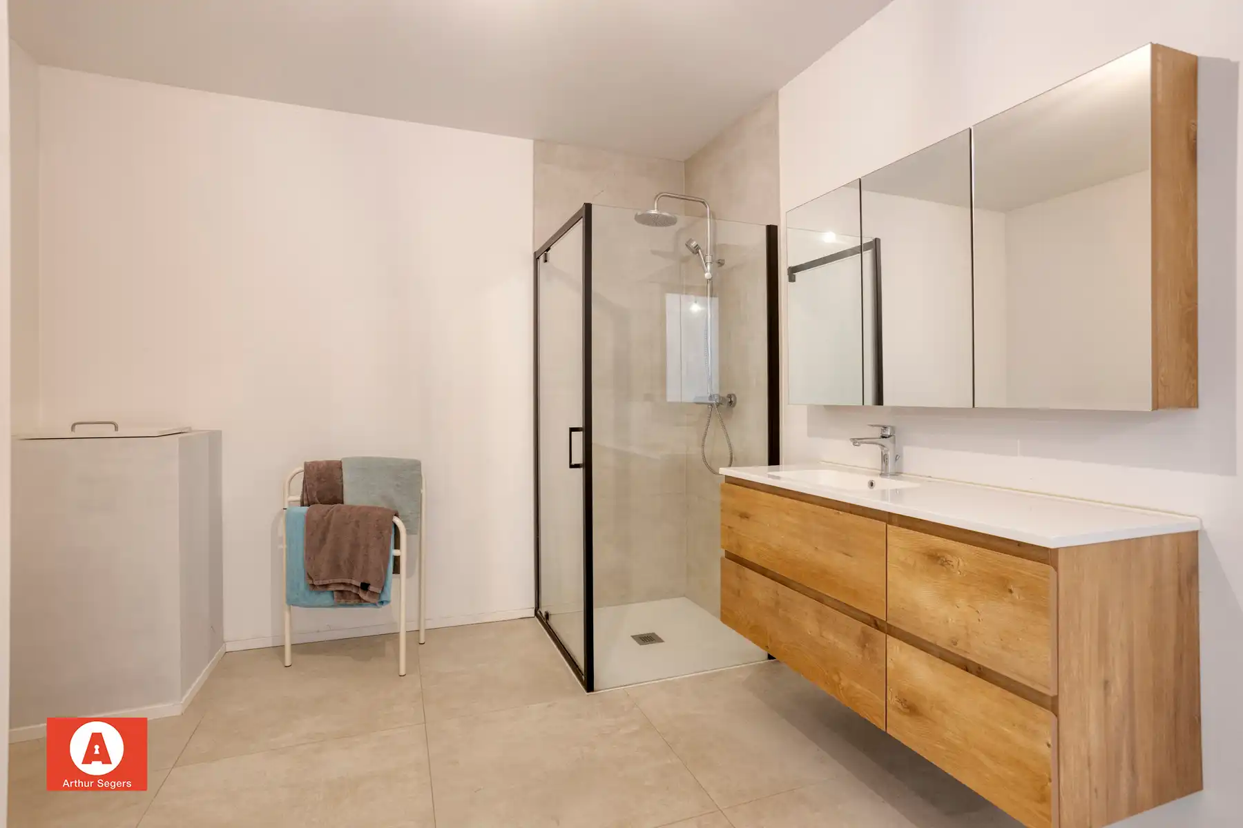 Nieuwbouwwoning op centrale ligging  foto 17