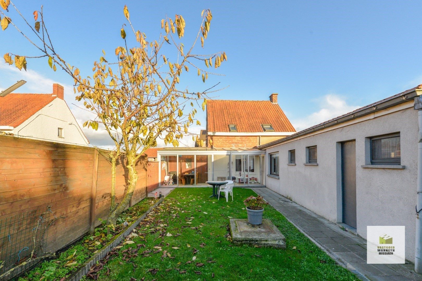 Gezellige woning met 3 slaapkamers, tuin en garage te centrum Doomkerke foto 4