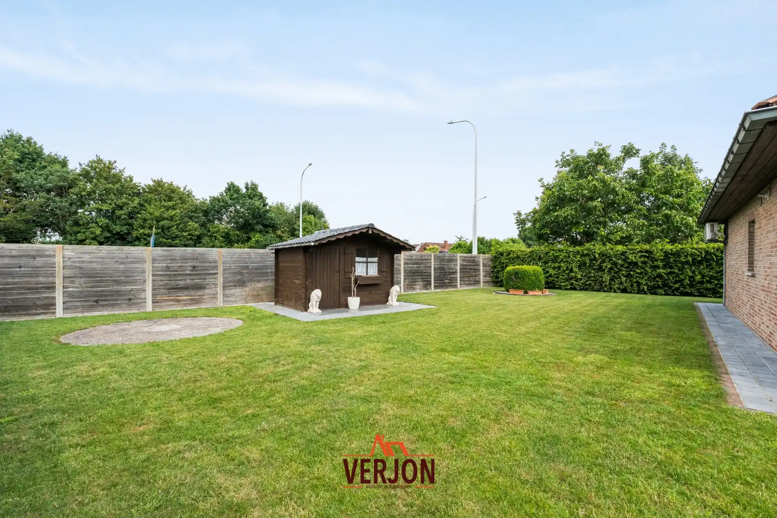 Villa met 4 slaapkamers en dubbele garage in een doodlopende straat te koop in Izegem! foto 23