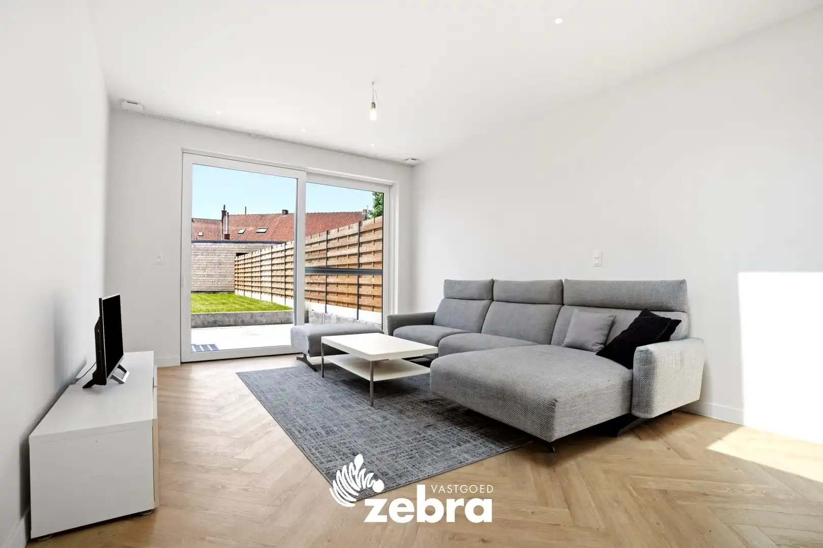 Volledig gerenoveerde woning met 3 slaapkamers, warmtepomp en zonnepanelen! foto 4