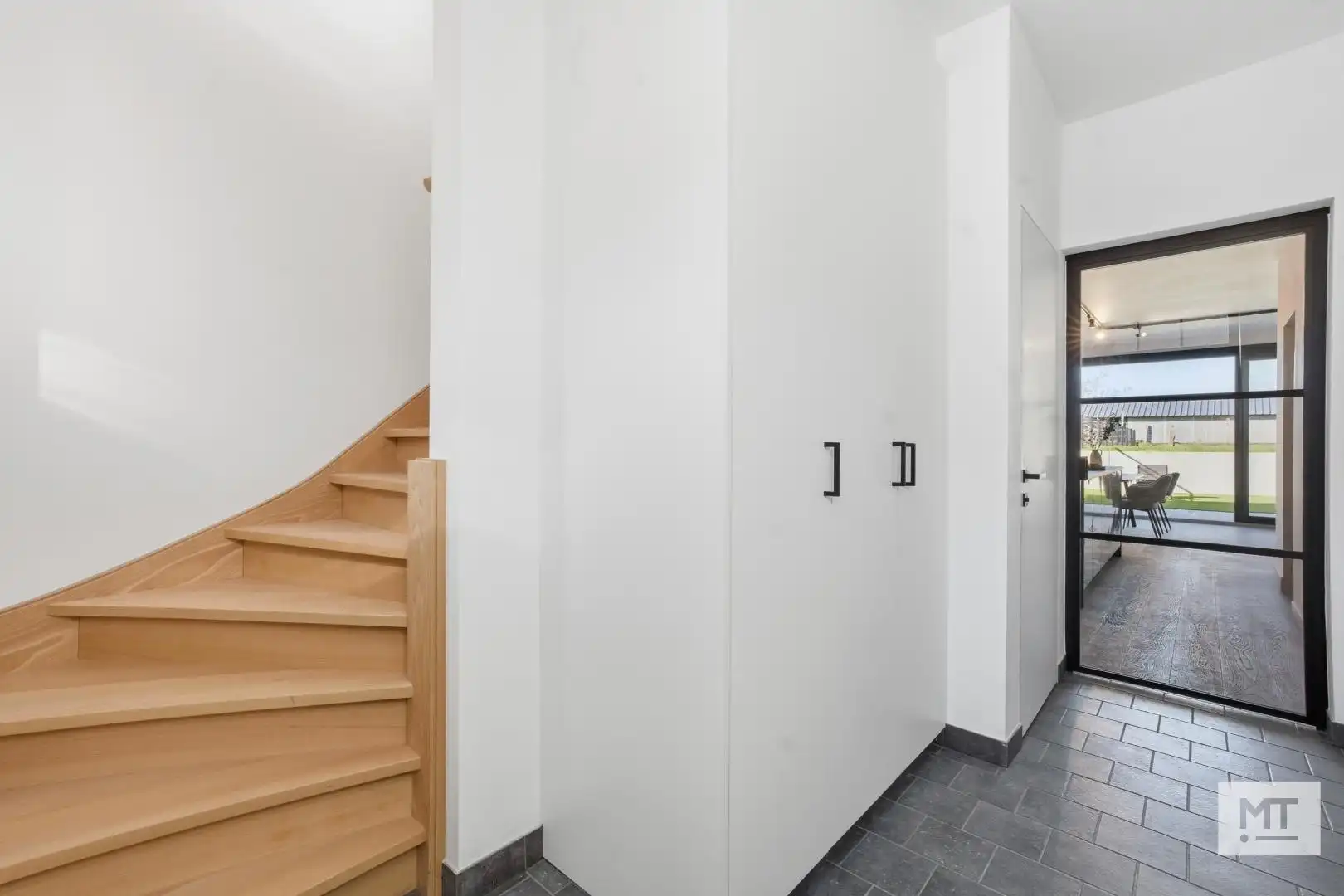 Verrassend ruime nieuwbouwwoningen in het centrum van Beselare foto 6