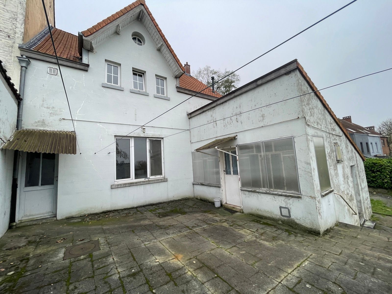 Zeer ruime woning in centrum Beersel foto 16