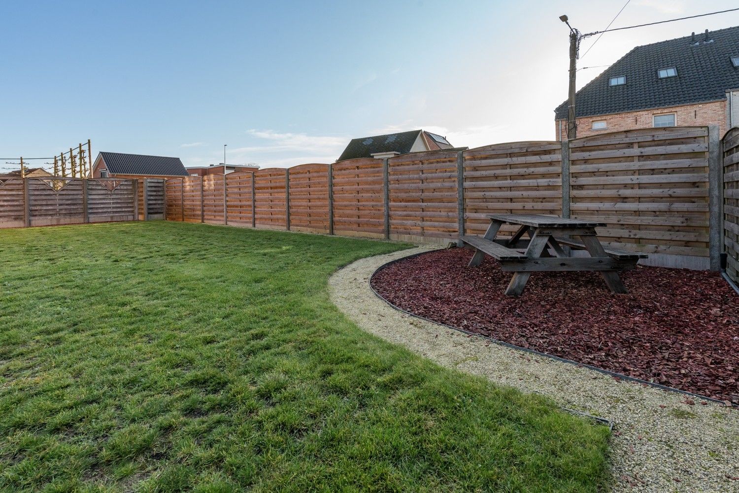 Karaktervolle vrijstaande woning nabij de Nederlandse grens foto 40