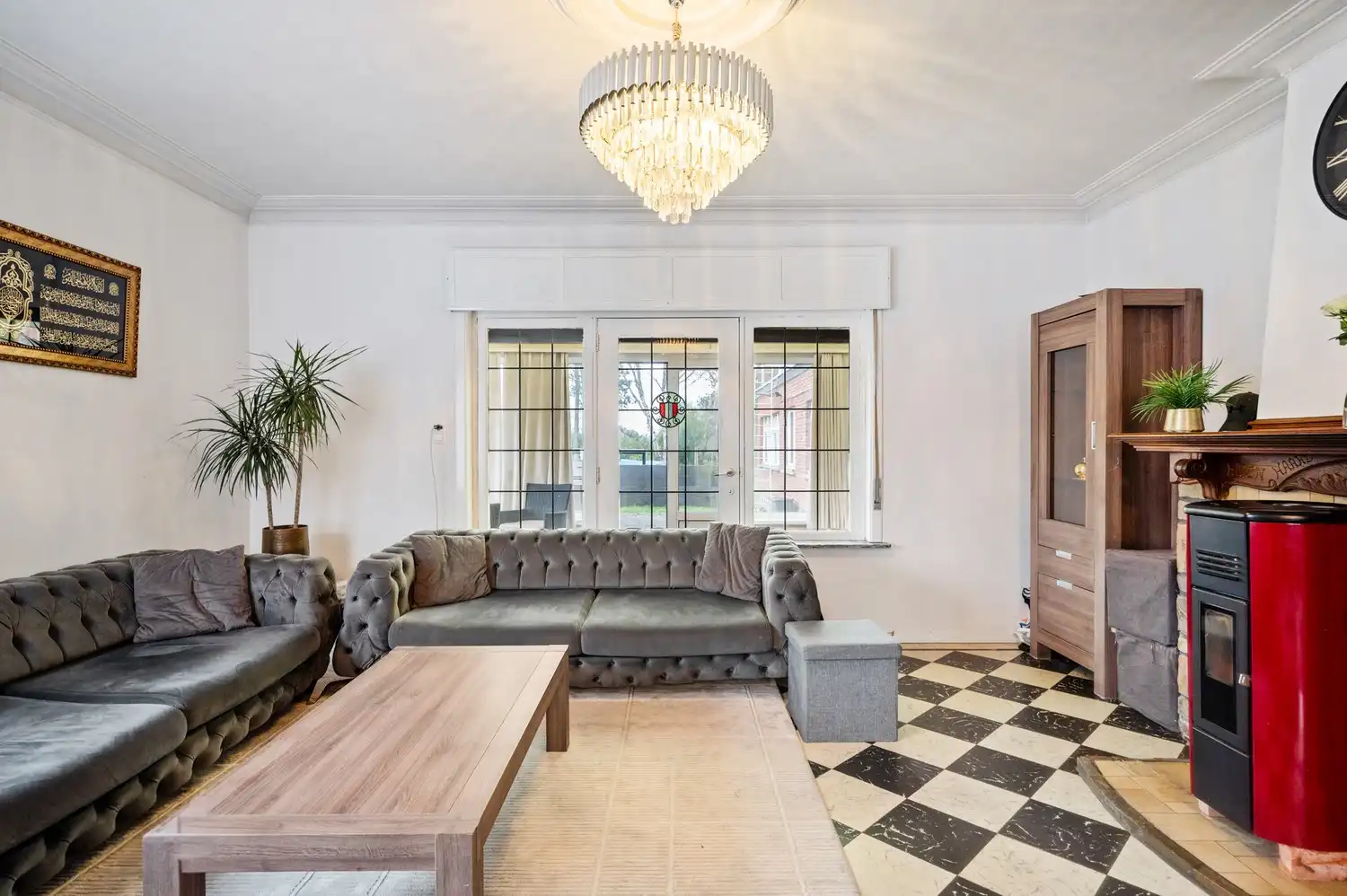 Ruime woning met 3 slpkrs foto 3