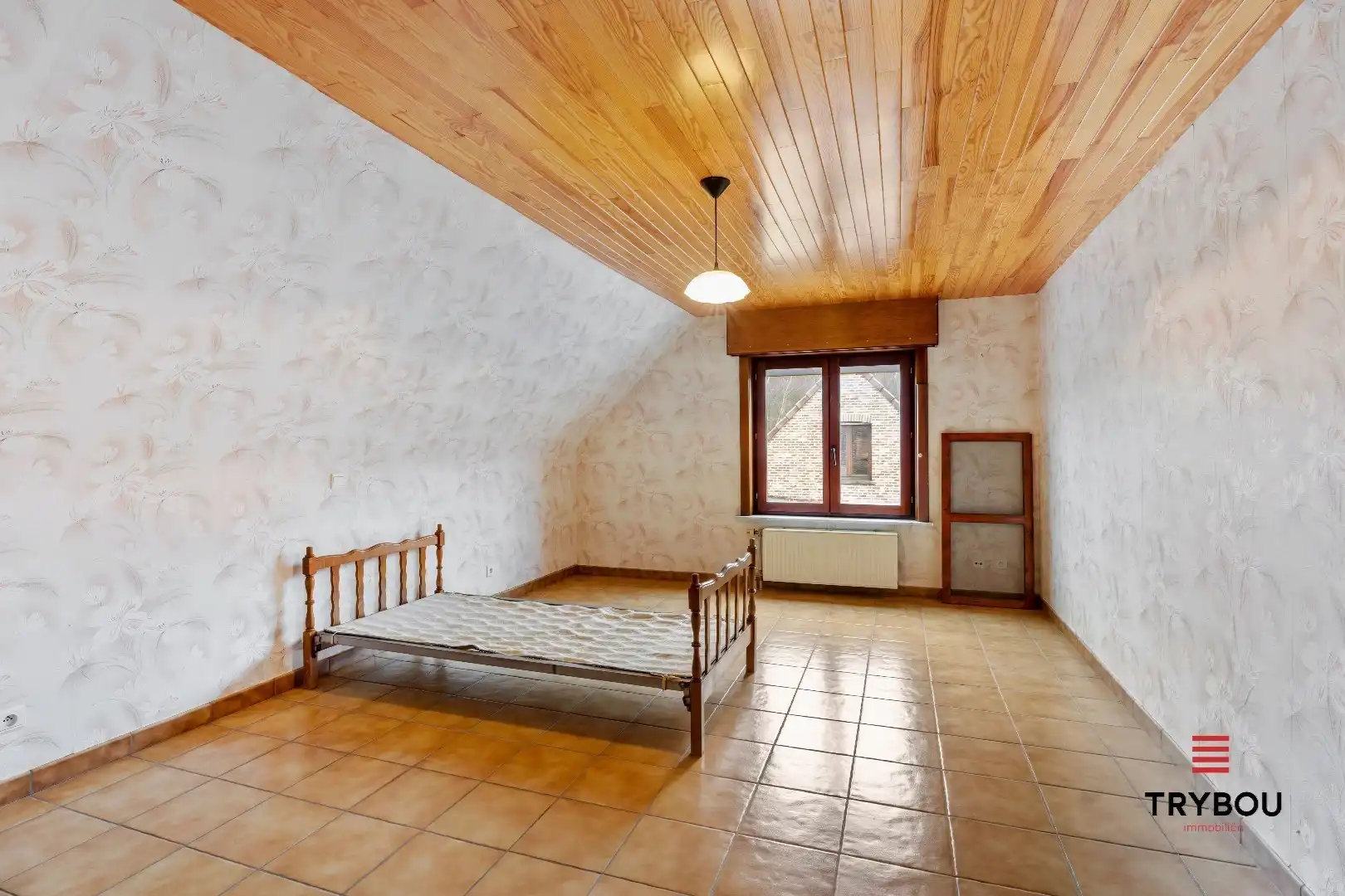 Ruime woning op ruim perceel grond in Centrum Houthulst foto 15