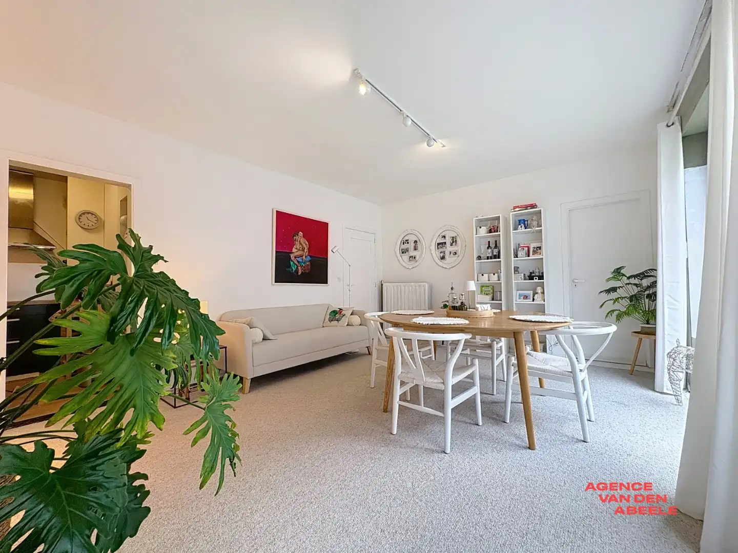 Gelijkvloers appartement in rustige zijstraat nabij de kust foto 10