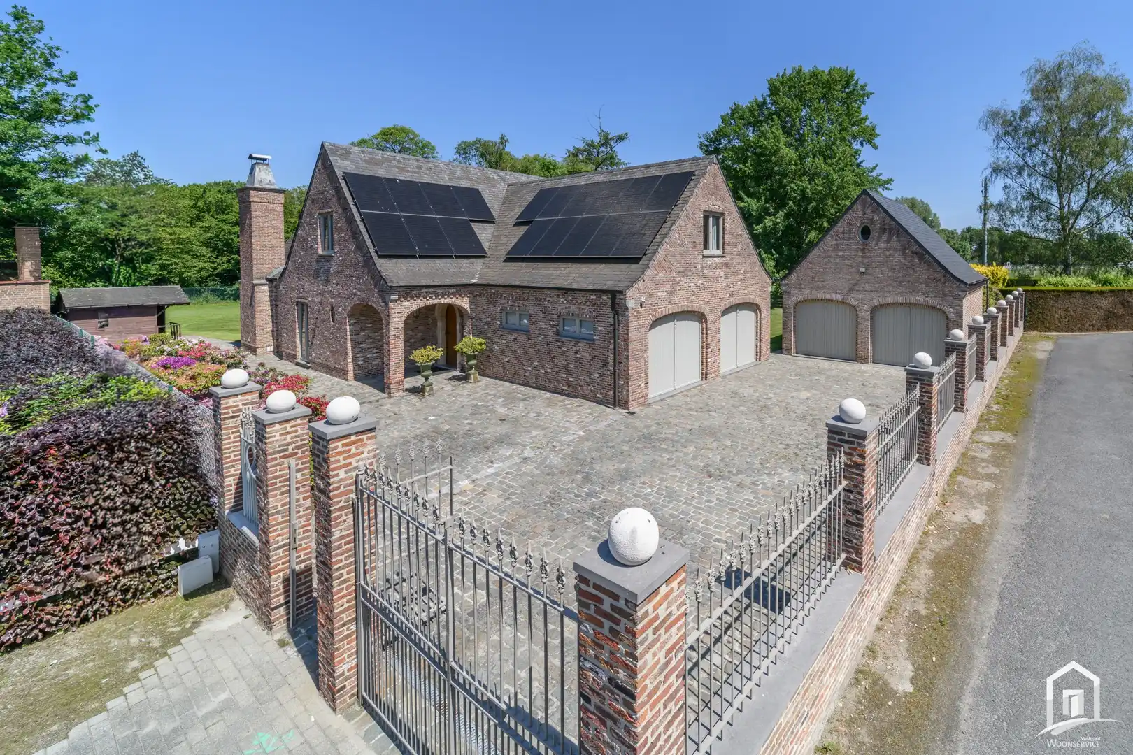 Karaktervolle villa met 3 slaapkamers, 2x dubbele garage en prachtig perceel in Hofstade. foto 26