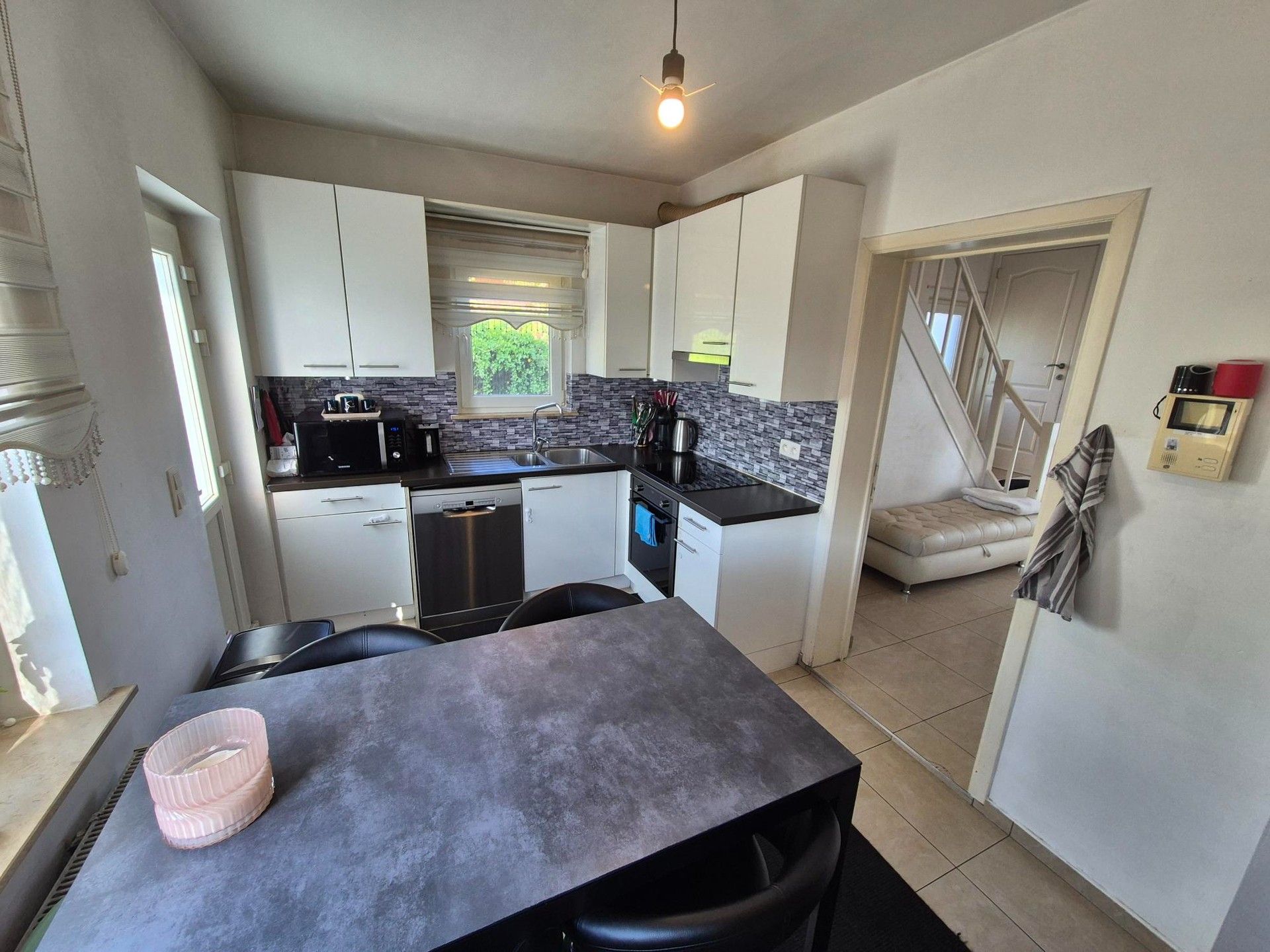 RUSTIG GELEGEN WONING OP 8,63 ARE foto 8