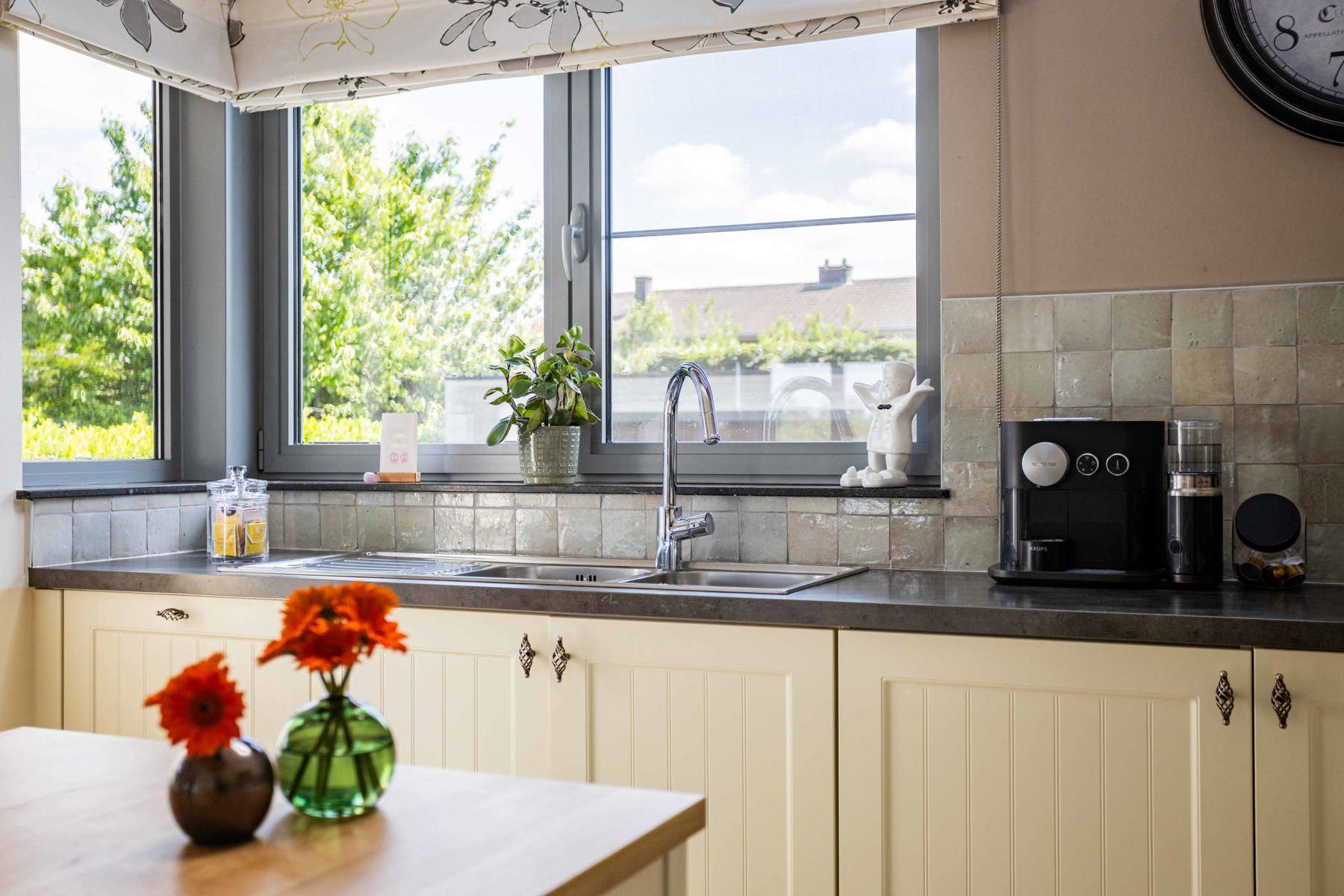 Instapklare bel-etage met 3 SLP en gezellige tuin foto 23