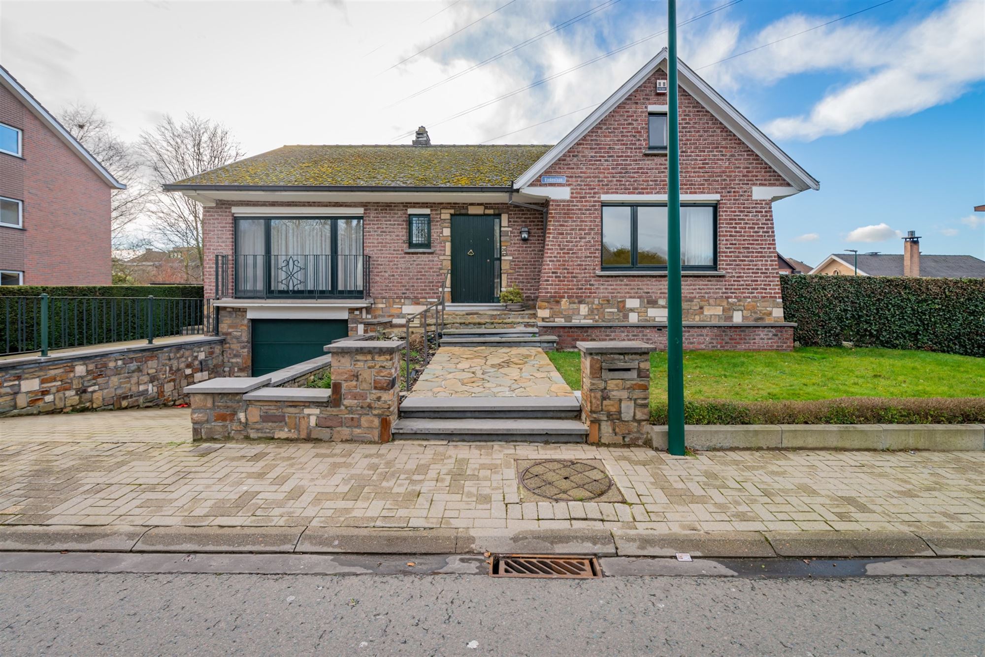 Aangename villa met zuidgerichte tuin en 2 slaapkamers foto 1