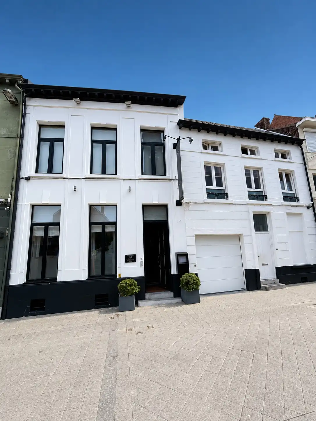 Instapklaar horecapand met woonst en zonnig terras – beschikbaar vanaf 1 februari 2027 foto 1